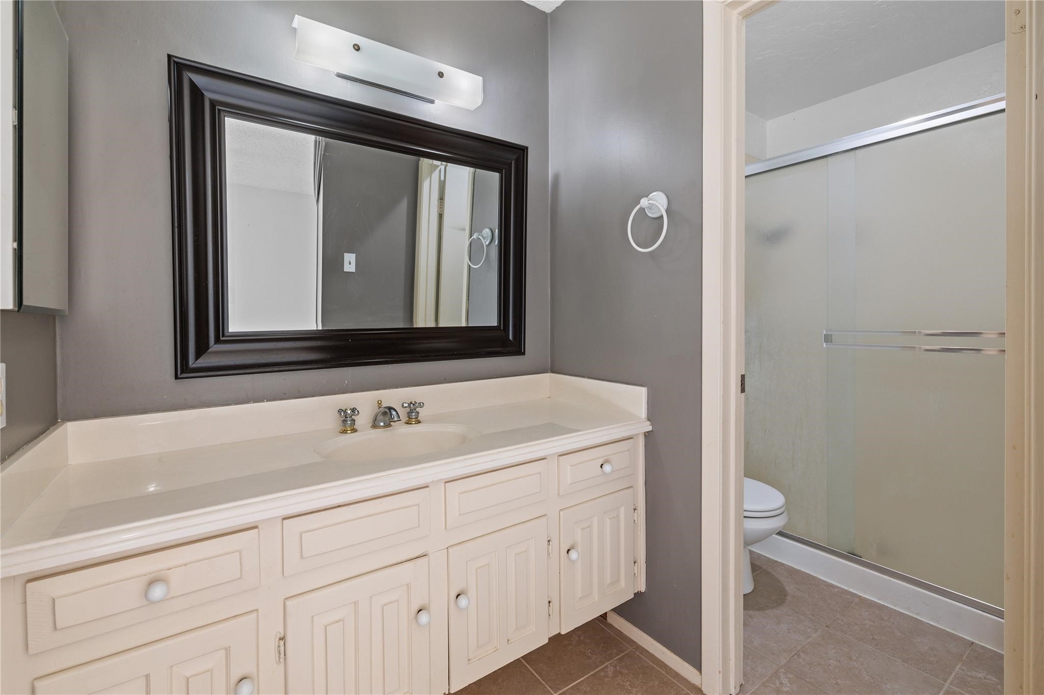 1722 Plantation Road Garland TX 75044