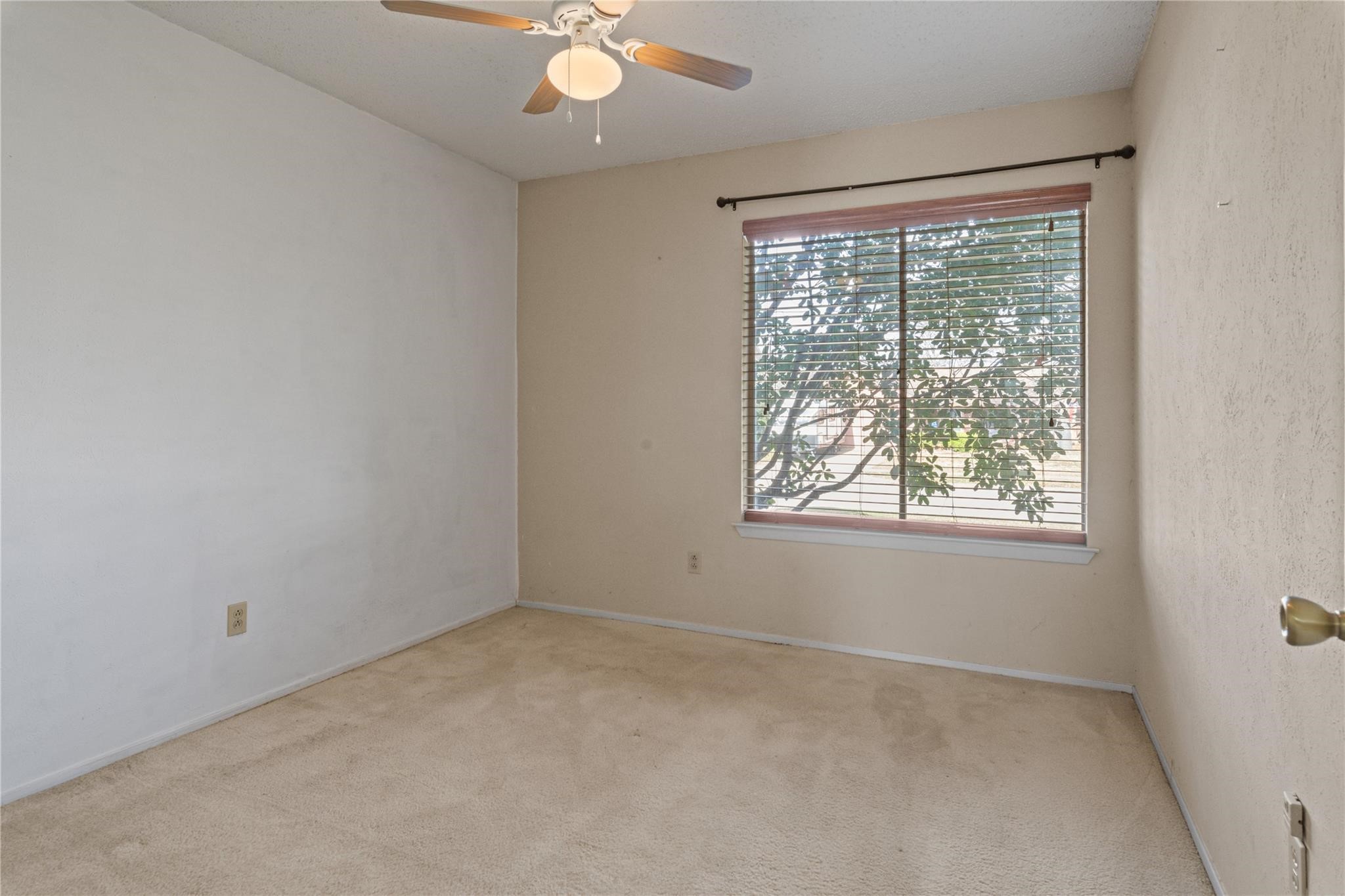 1722 Plantation Road Garland TX 75044