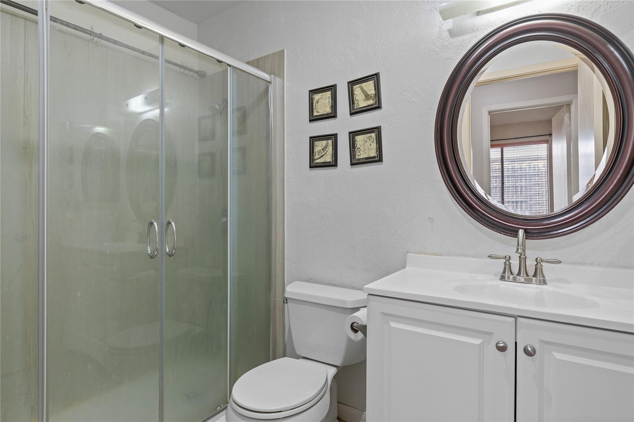 1722 Plantation Road Garland TX 75044