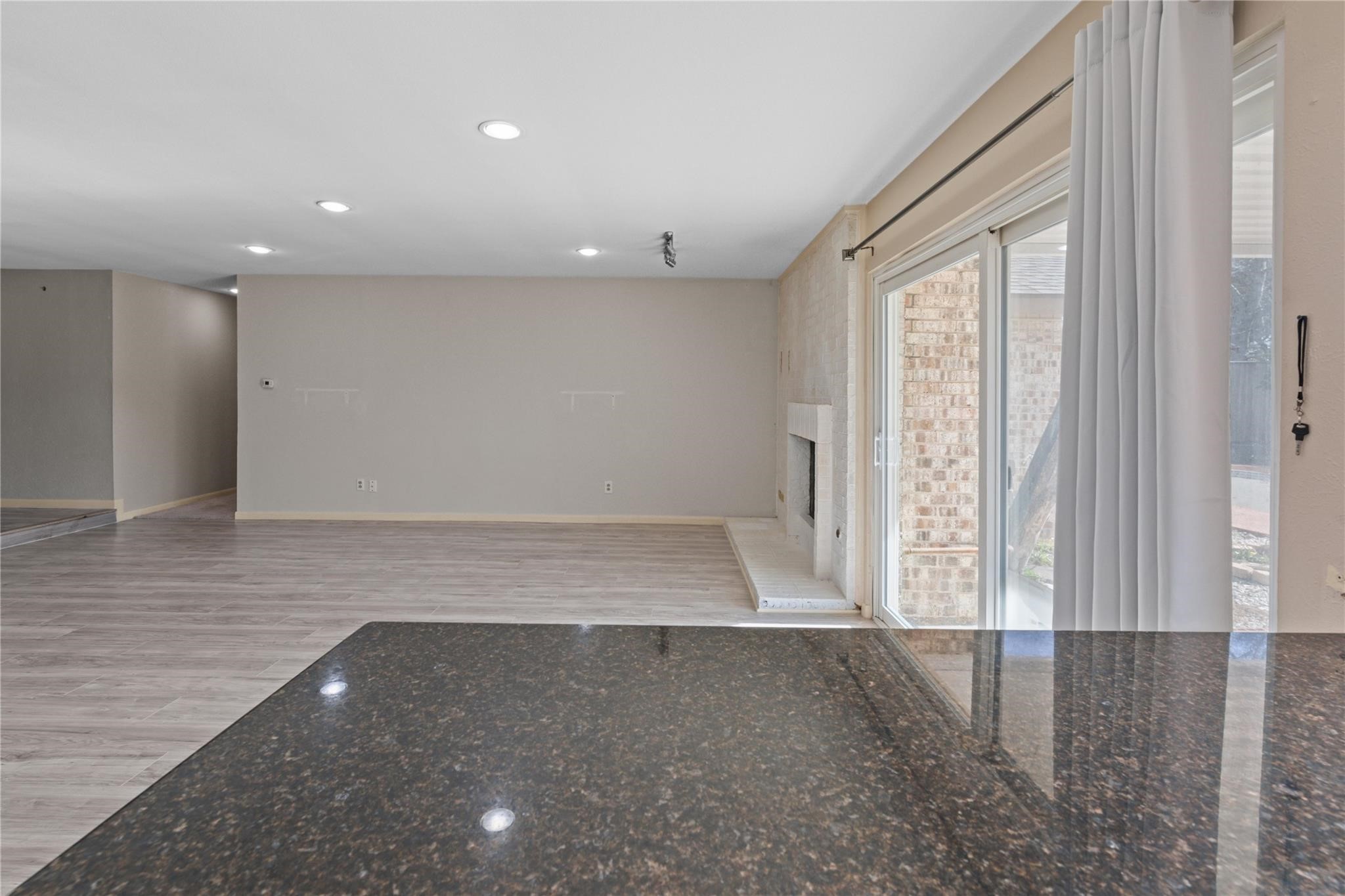 1722 Plantation Road Garland TX 75044