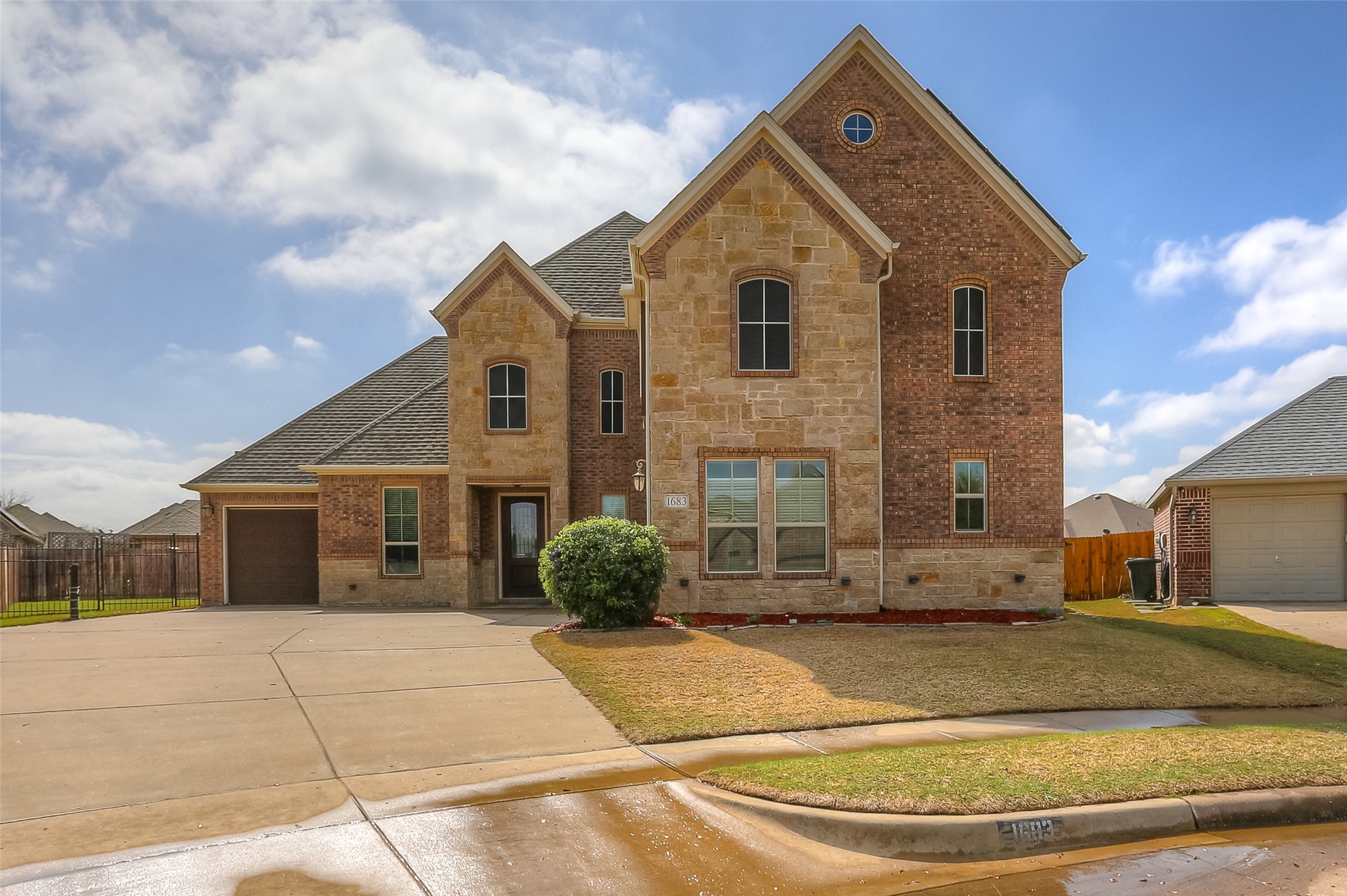 1683 Pecos Court Burleson TX 76028