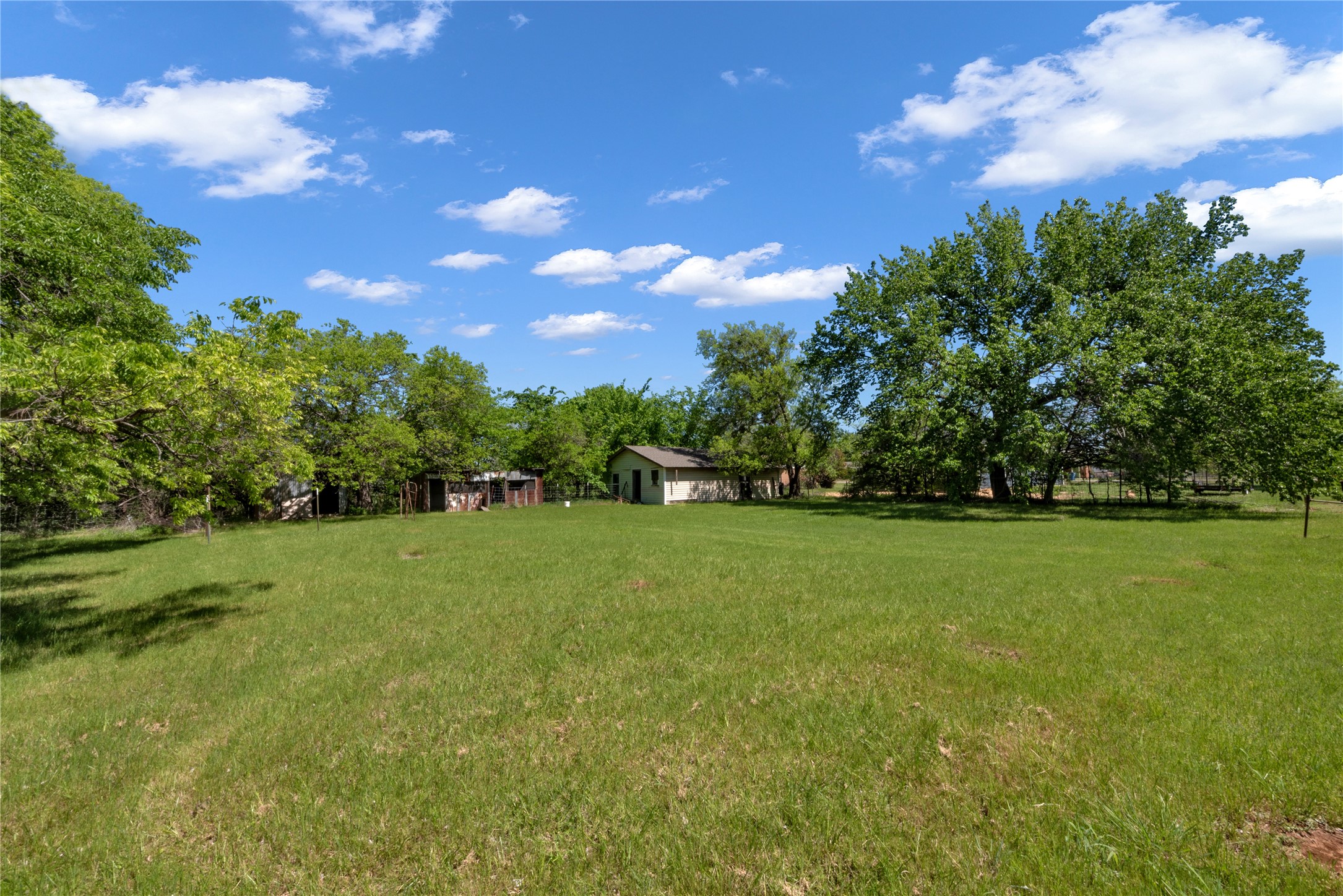 115 Gibson Lane Valley View TX 76272