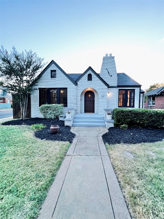 601 N Montclair Avenue Dallas TX 75208