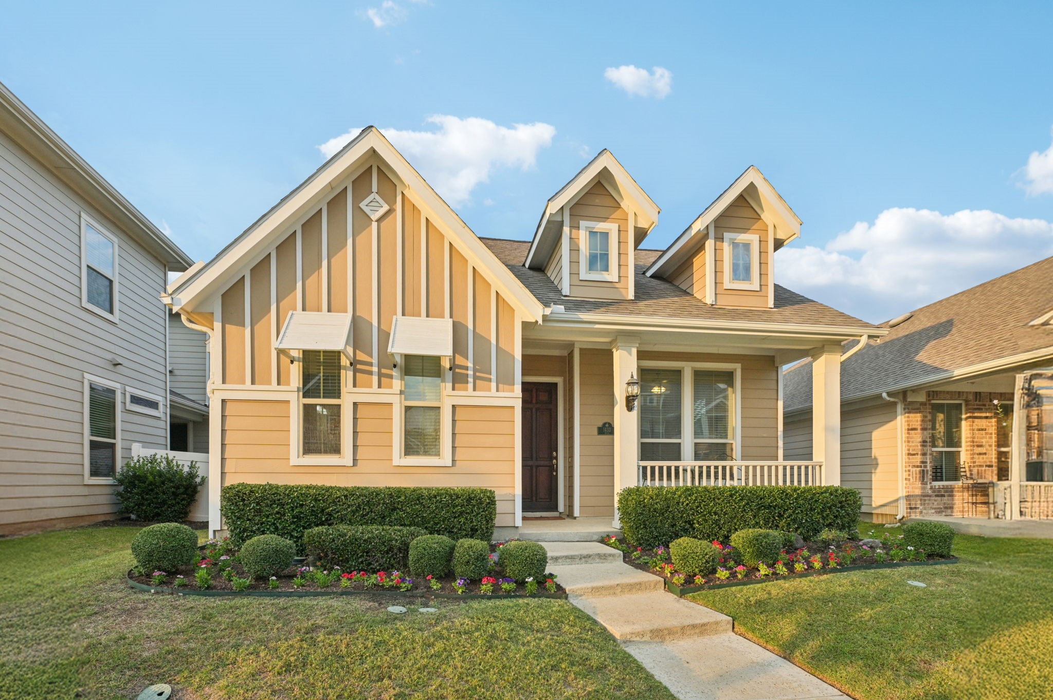 1433 Bull Street Aubrey TX 76227