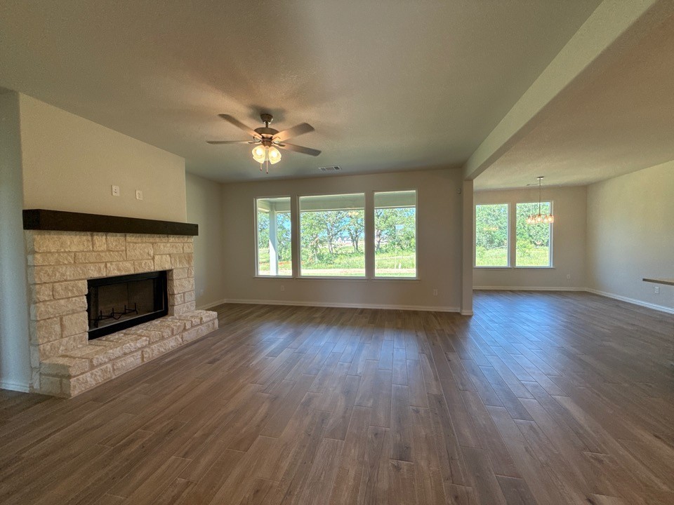 156 Oak Grove Way Springtown TX 76082