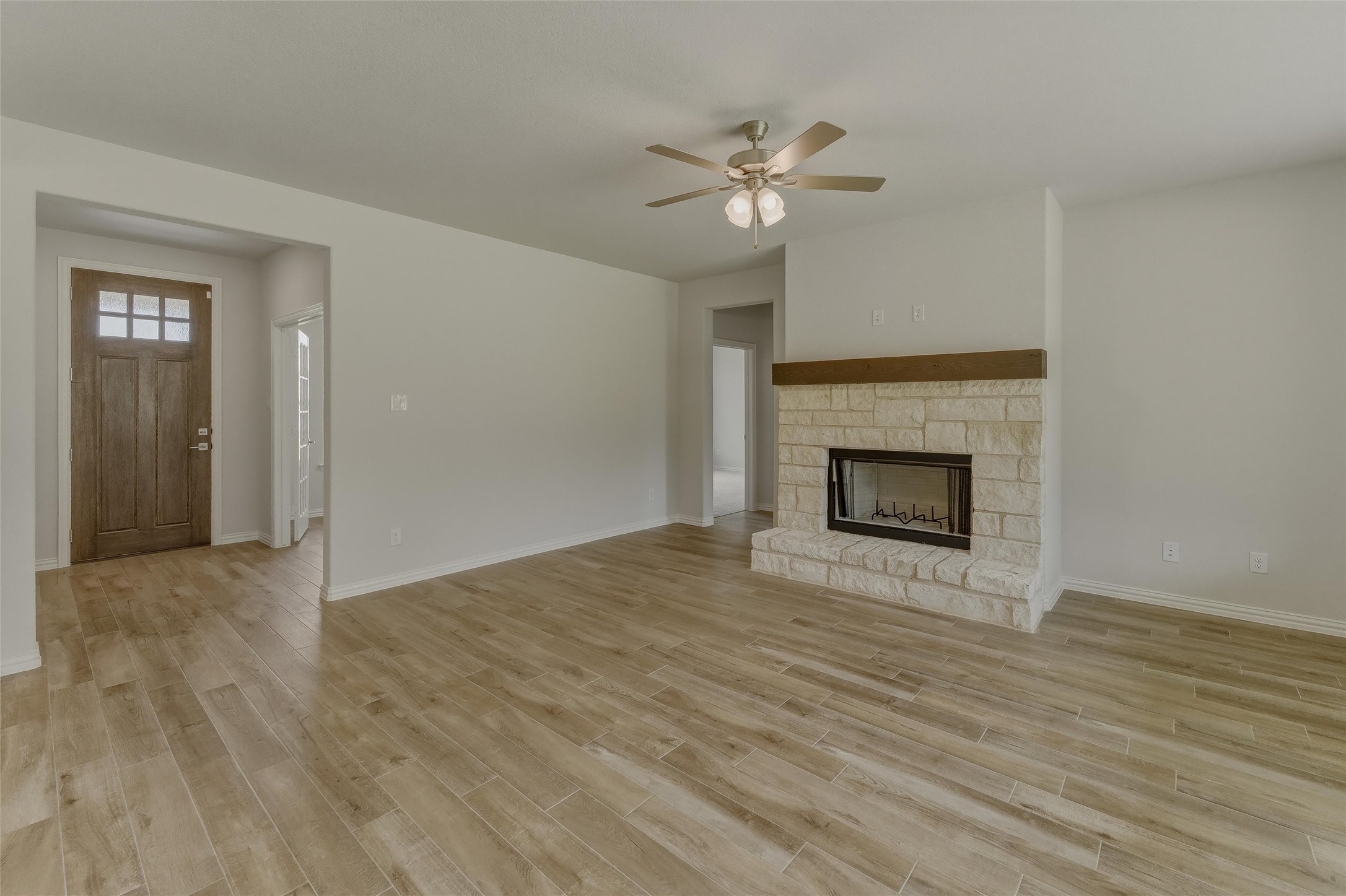 156 Oak Grove Way Springtown TX 76082