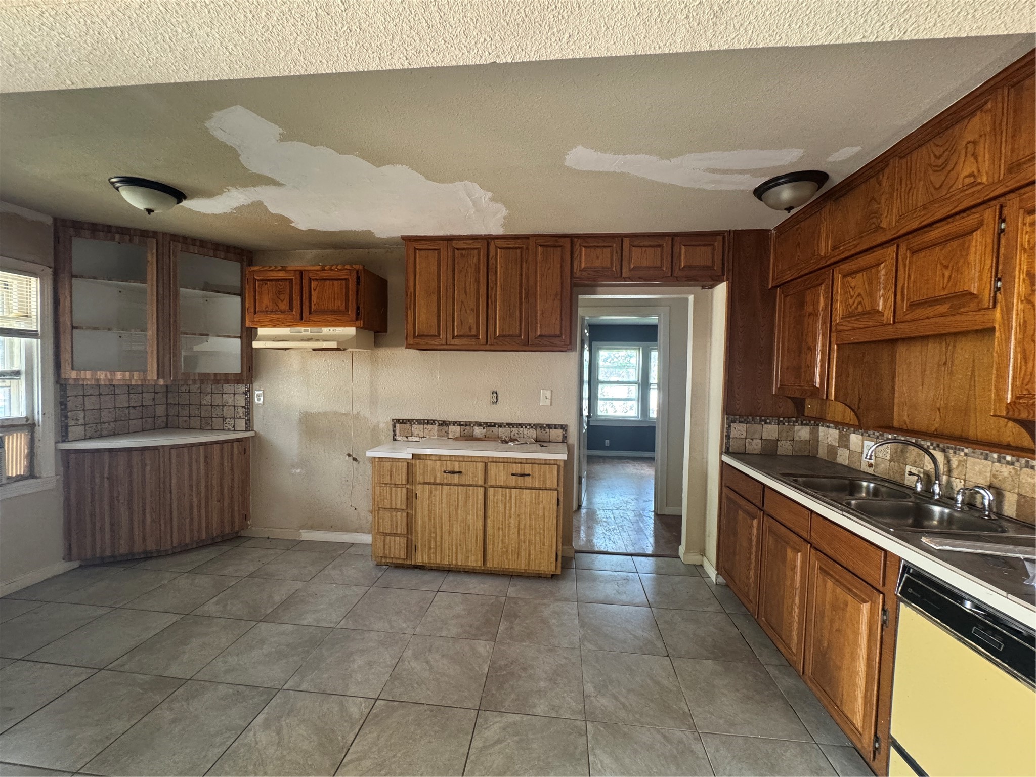 1301 Sharondale Street Fort Worth TX 76115
