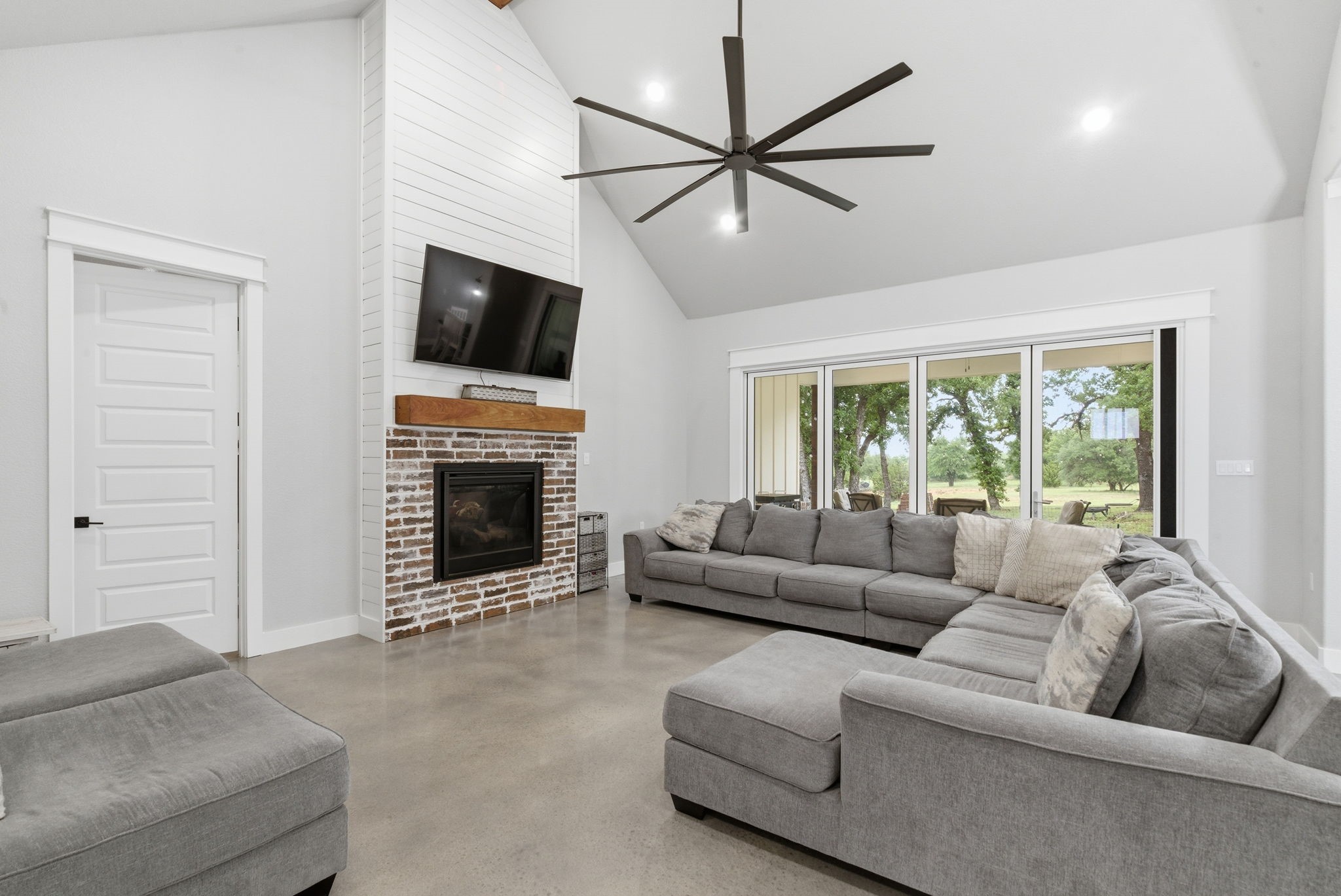 309 Aviara Court Poolville TX 76487