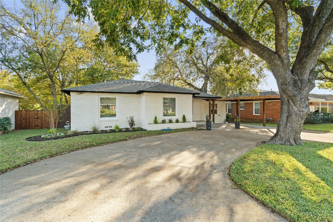 3712 Hawick Lane Dallas TX 75220