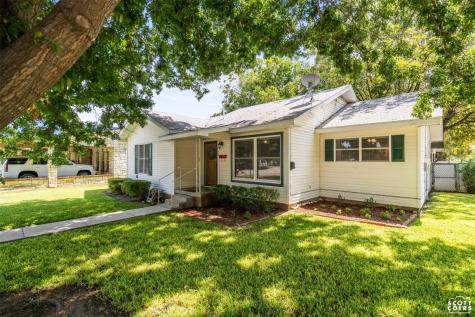 109 W Commerce Street San Saba TX 76877