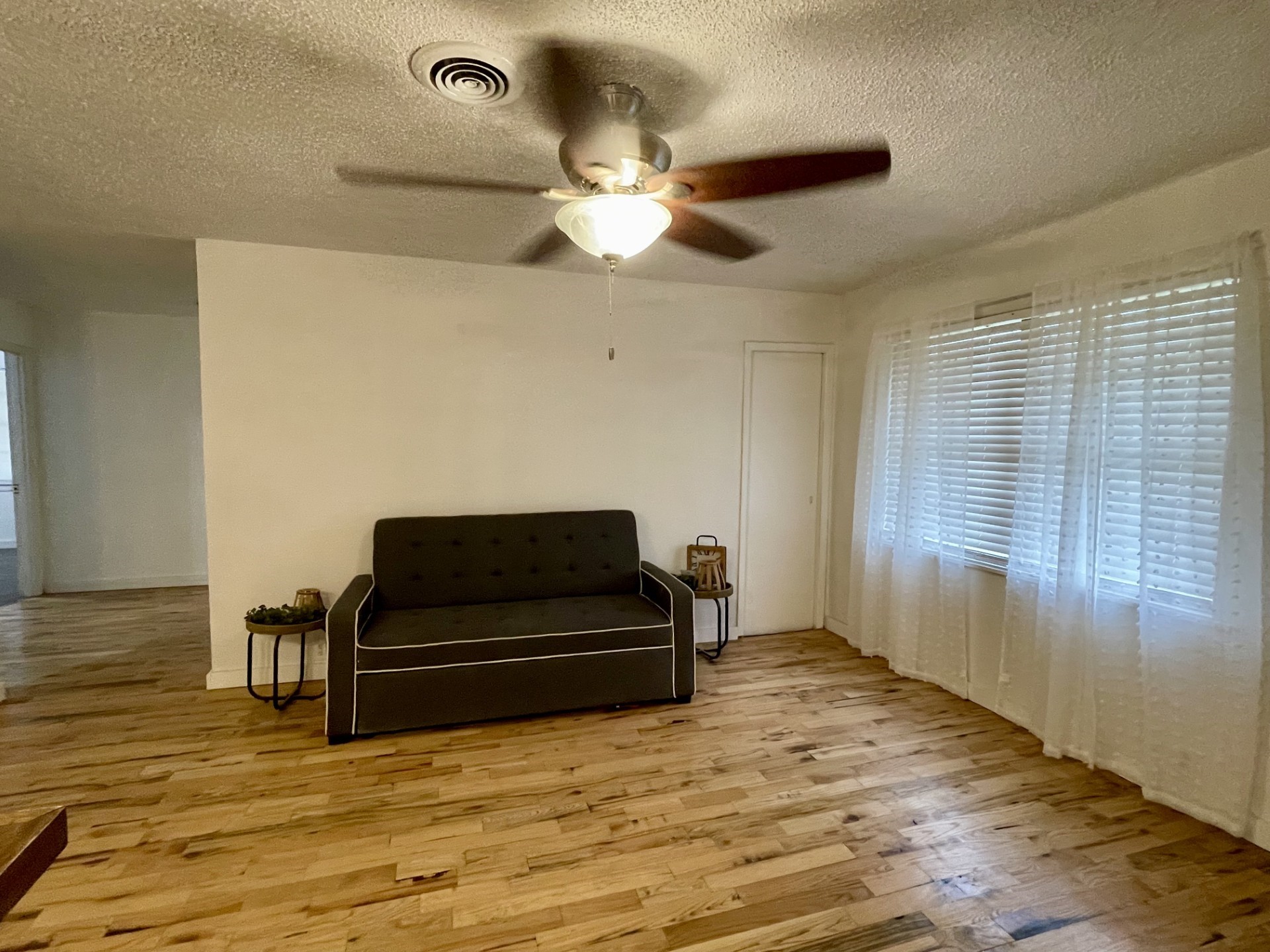 711 Denver Street Alvord TX 76225