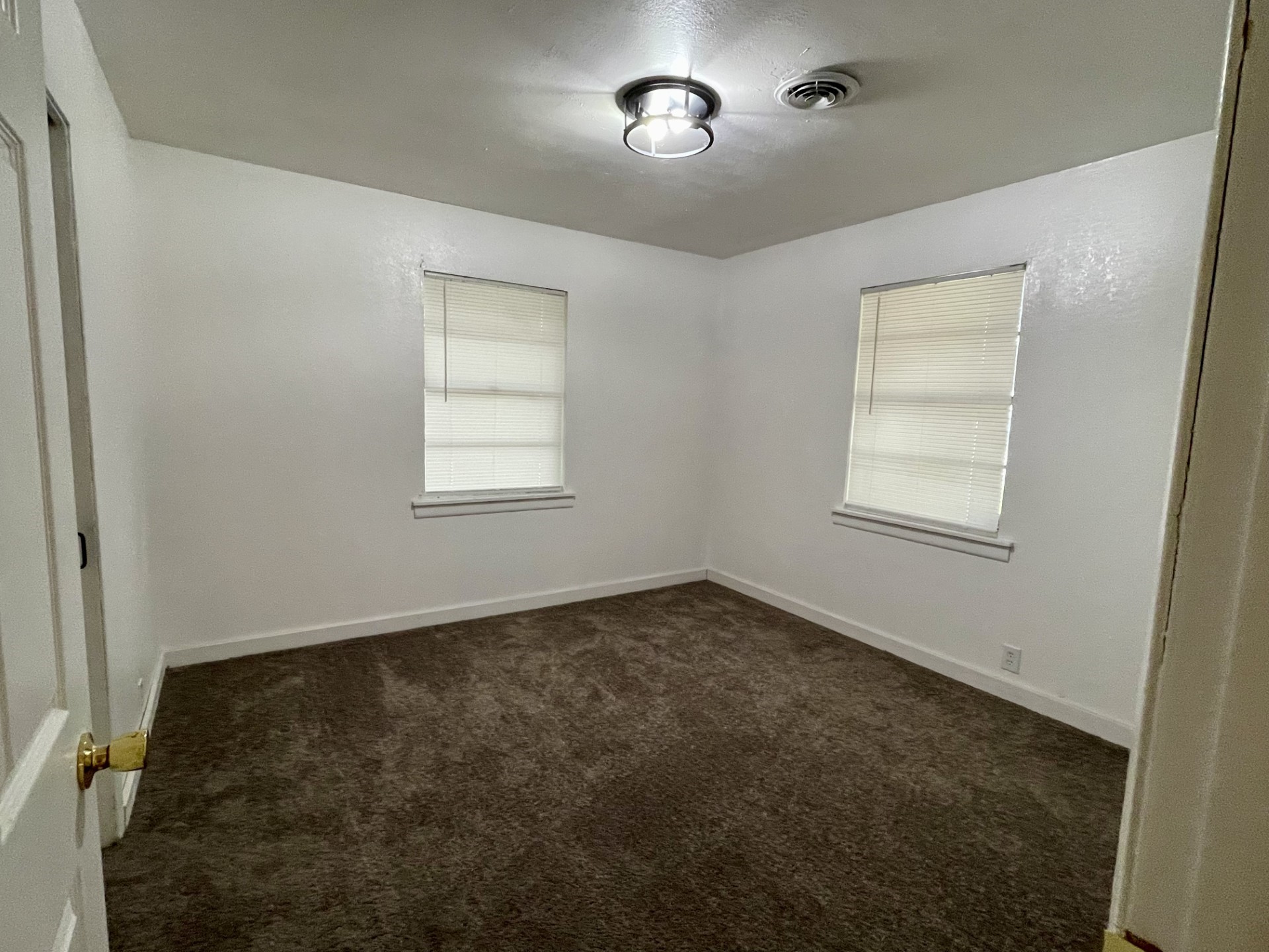 711 Denver Street Alvord TX 76225