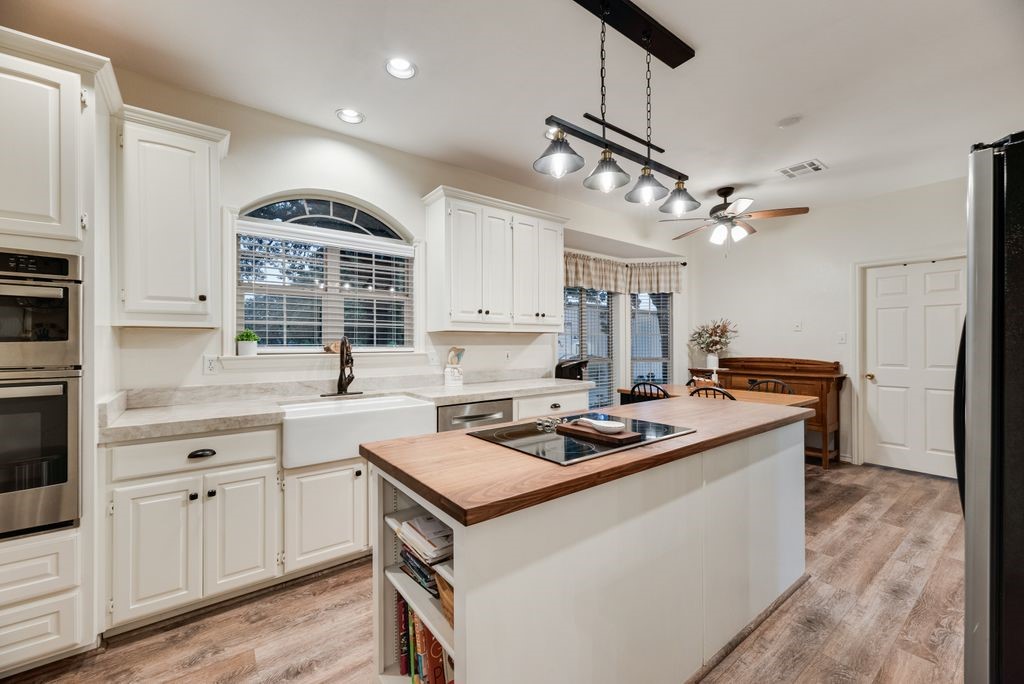 2795 County Road 1030 Chatfield TX 75105