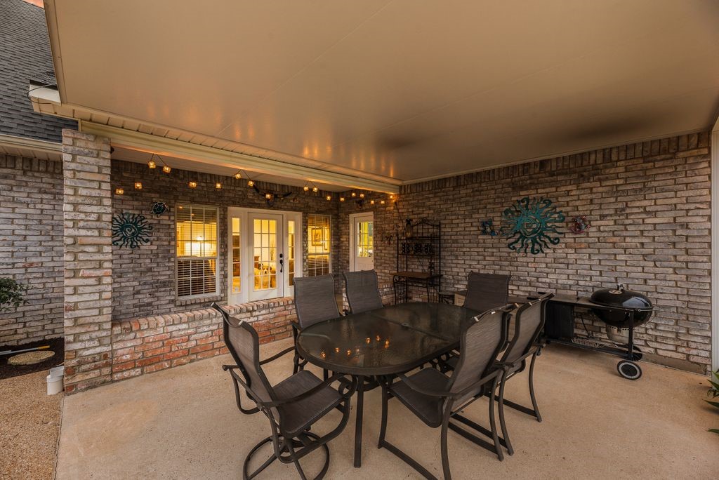 2795 County Road 1030 Chatfield TX 75105