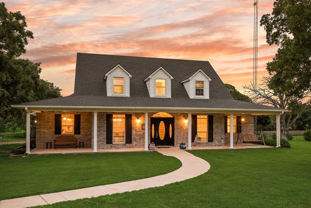 2795 County Road 1030 Chatfield TX 75105