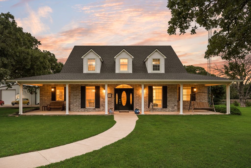 2795 County Road 1030 Chatfield TX 75105