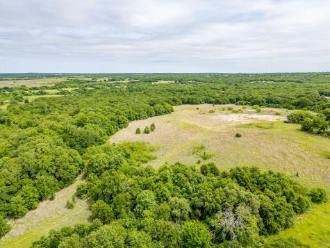 4180 E Fm 2210 E Perrin TX 76486