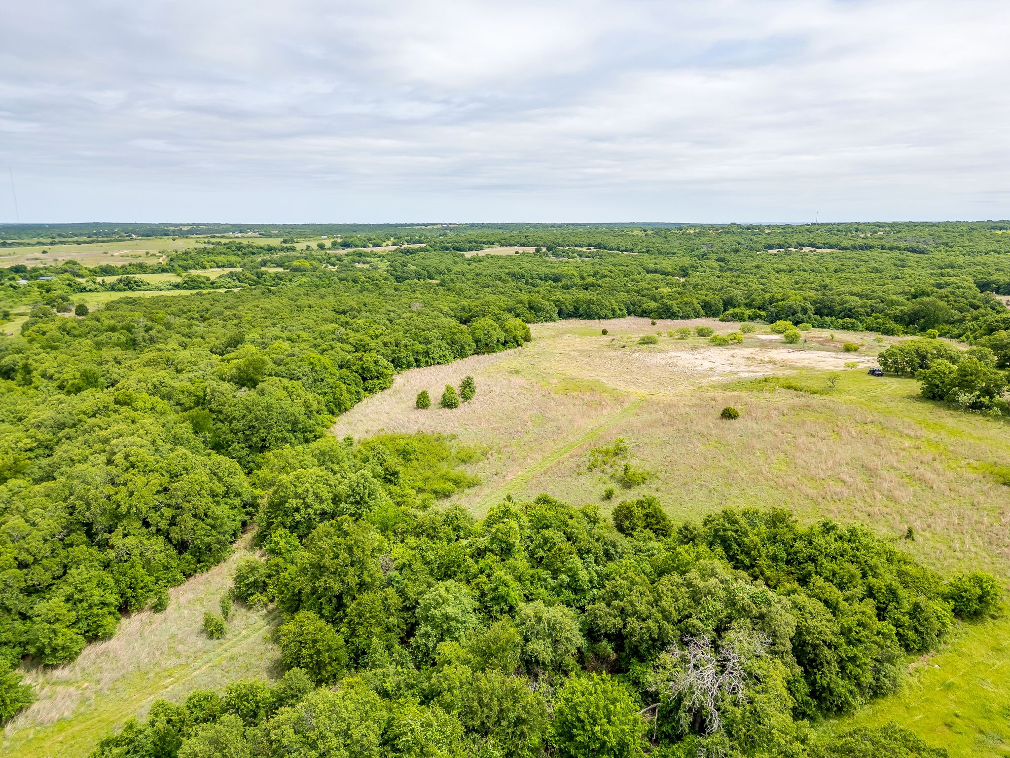 4180 E Fm 2210 E Perrin TX 76486