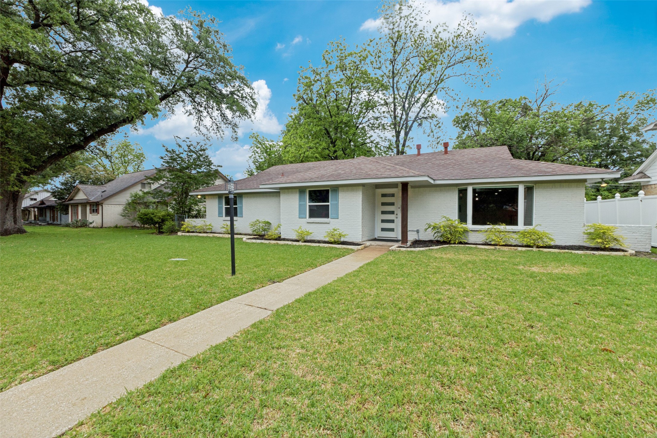11336 Drummond Drive Dallas TX 75228