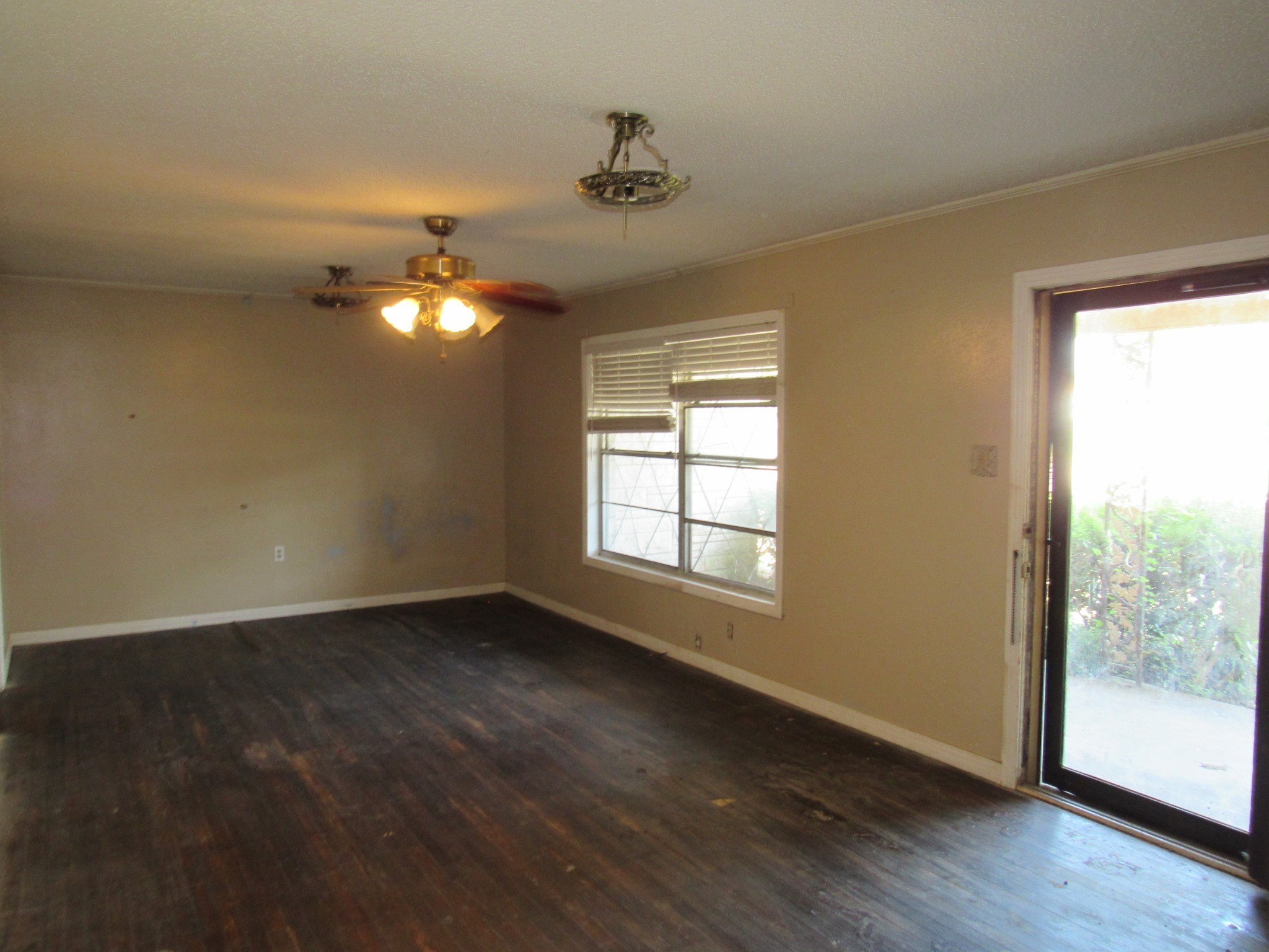 3708 Acree Street Beverly Hills TX 76711