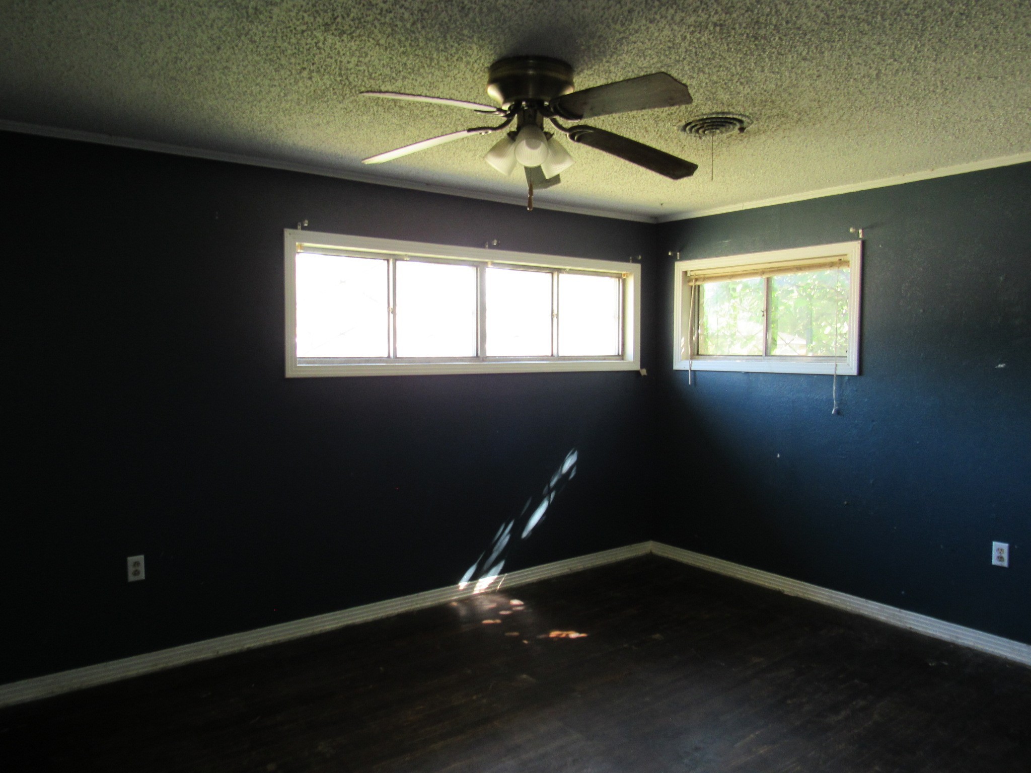 3708 Acree Street Beverly Hills TX 76711