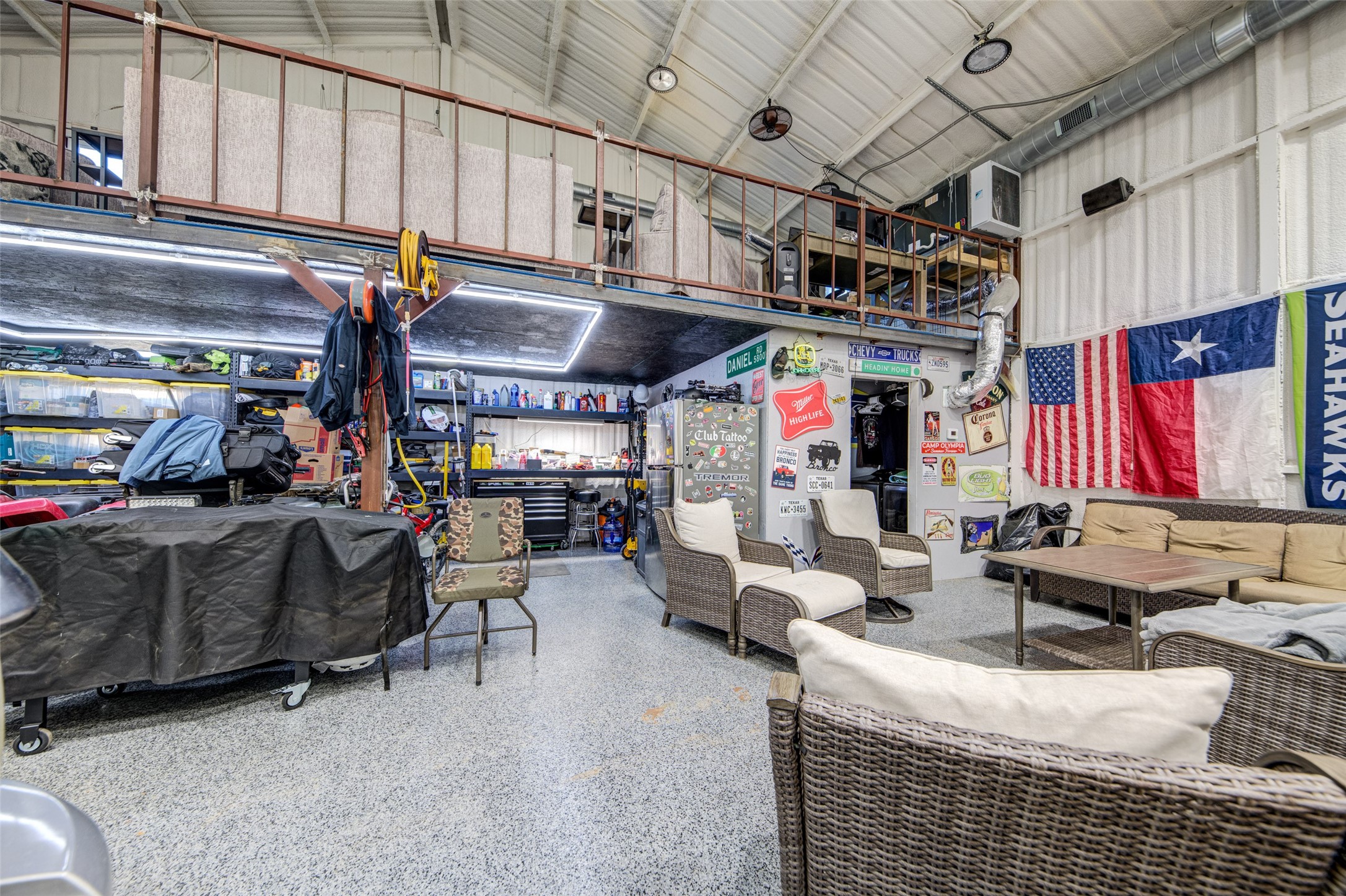 825 County Road 3655 Paradise TX 76073