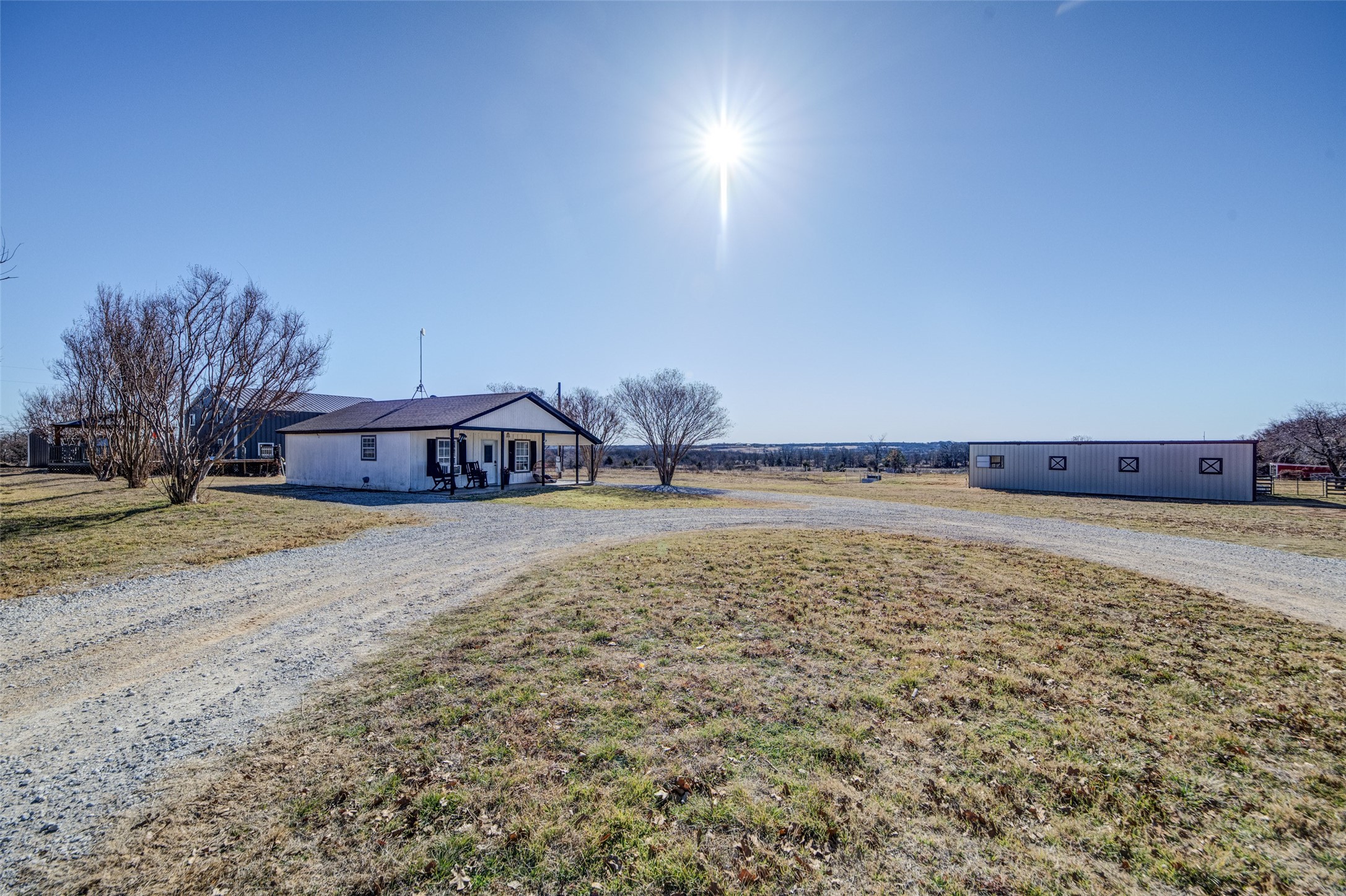 825 County Road 3655 Paradise TX 76073