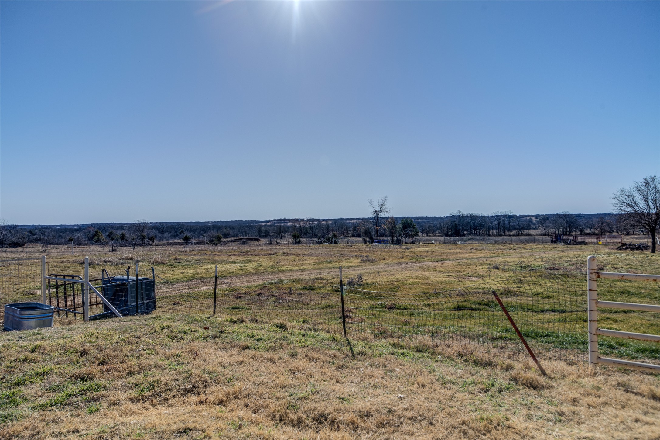 825 County Road 3655 Paradise TX 76073