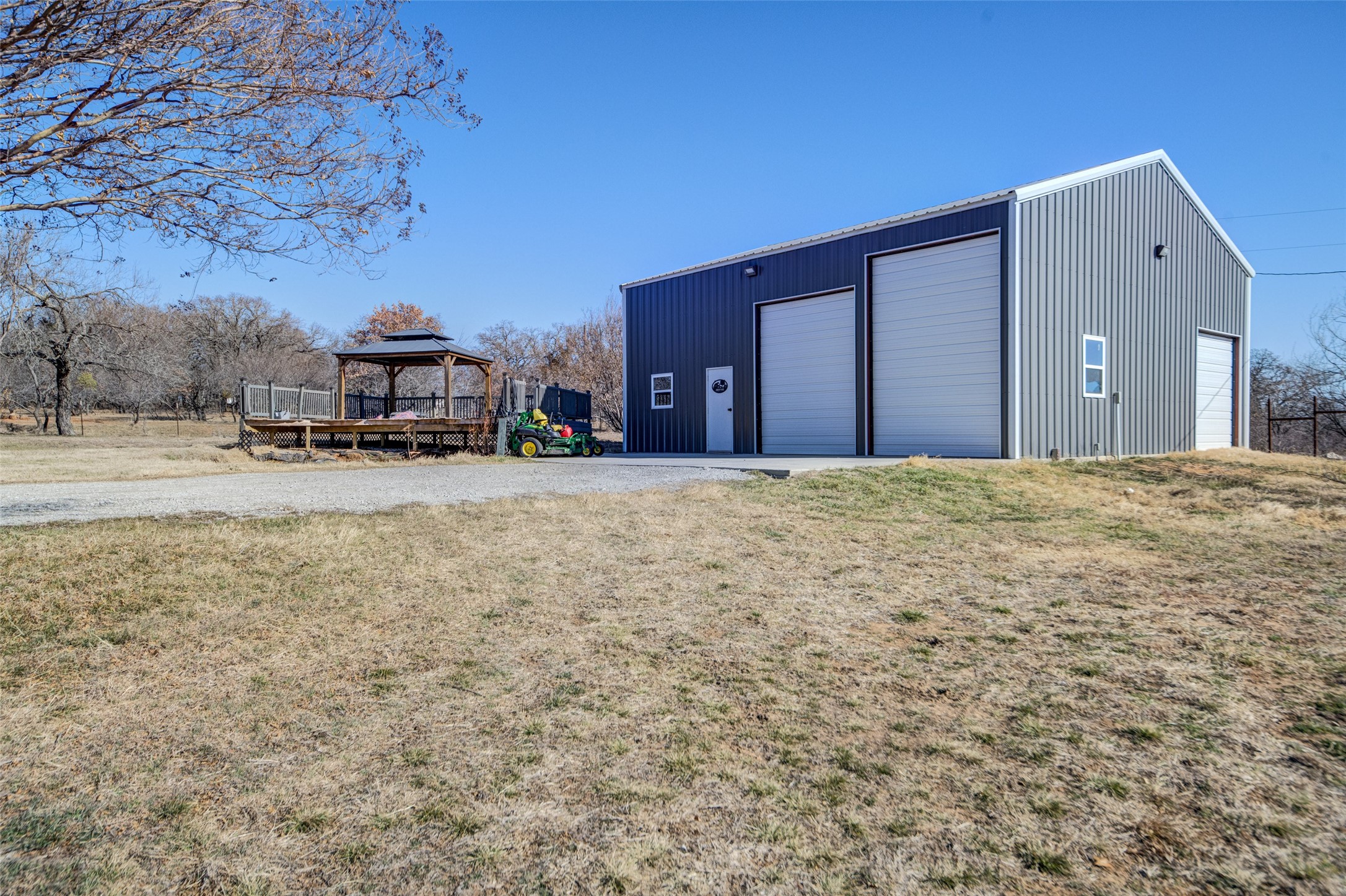 825 County Road 3655 Paradise TX 76073