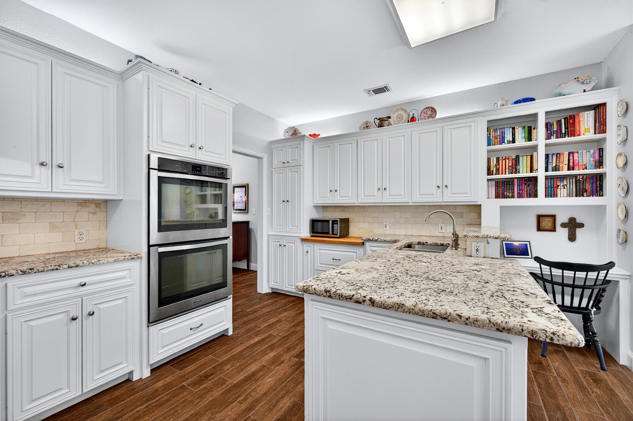 115 E Kiowa Drive Lake Kiowa TX 76240