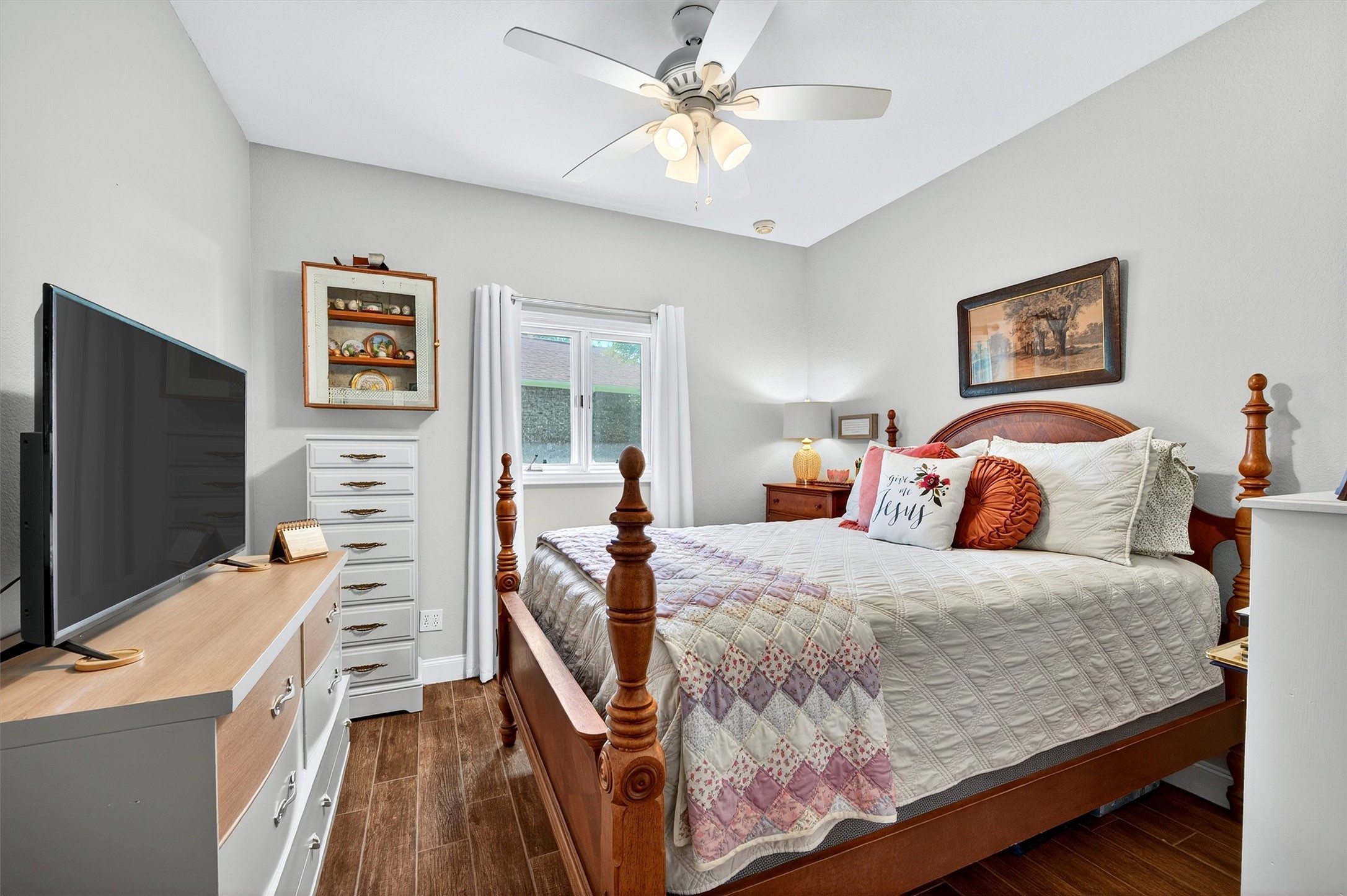 115 E Kiowa Drive Lake Kiowa TX 76240