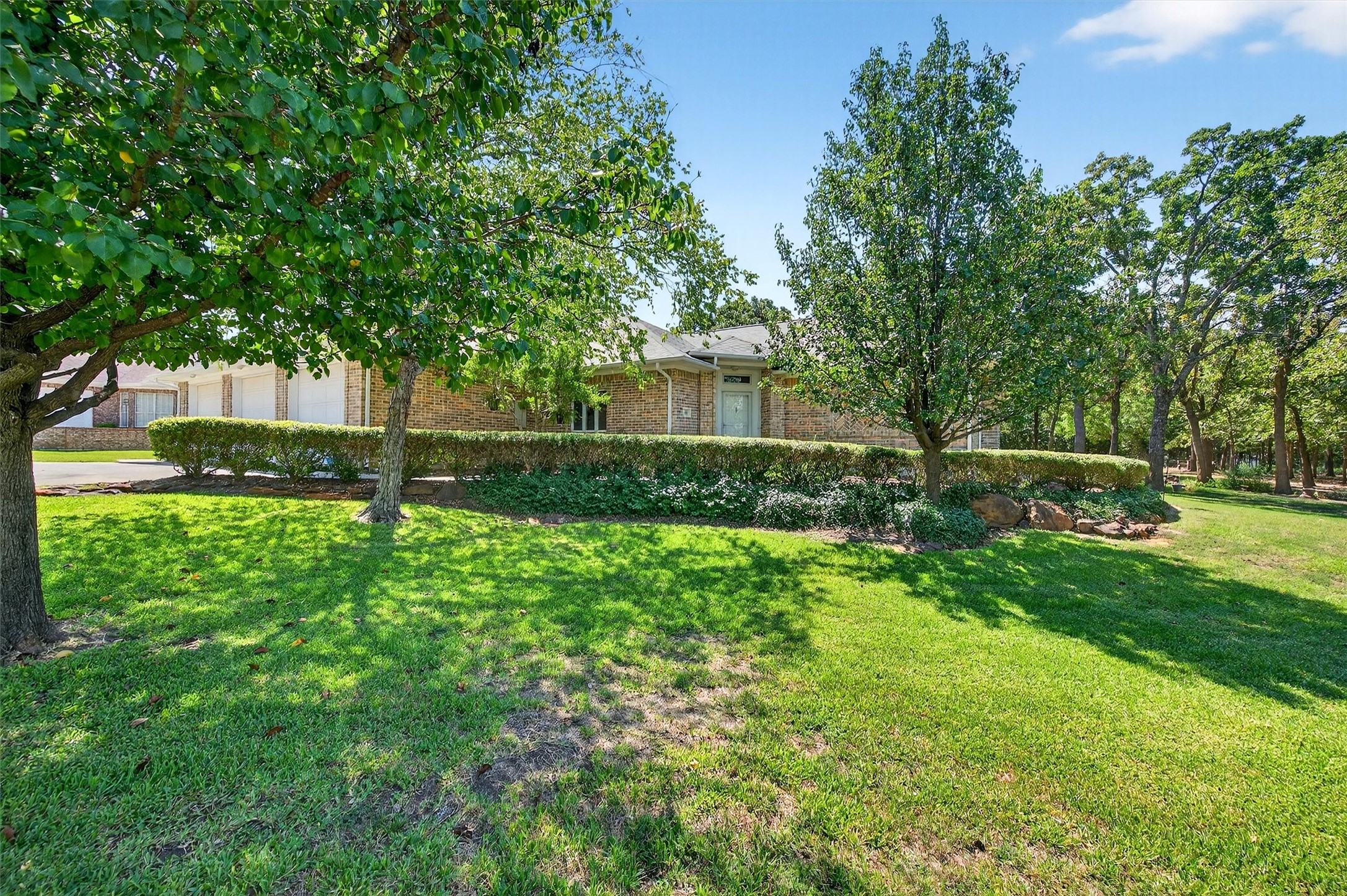 115 E Kiowa Drive Lake Kiowa TX 76240