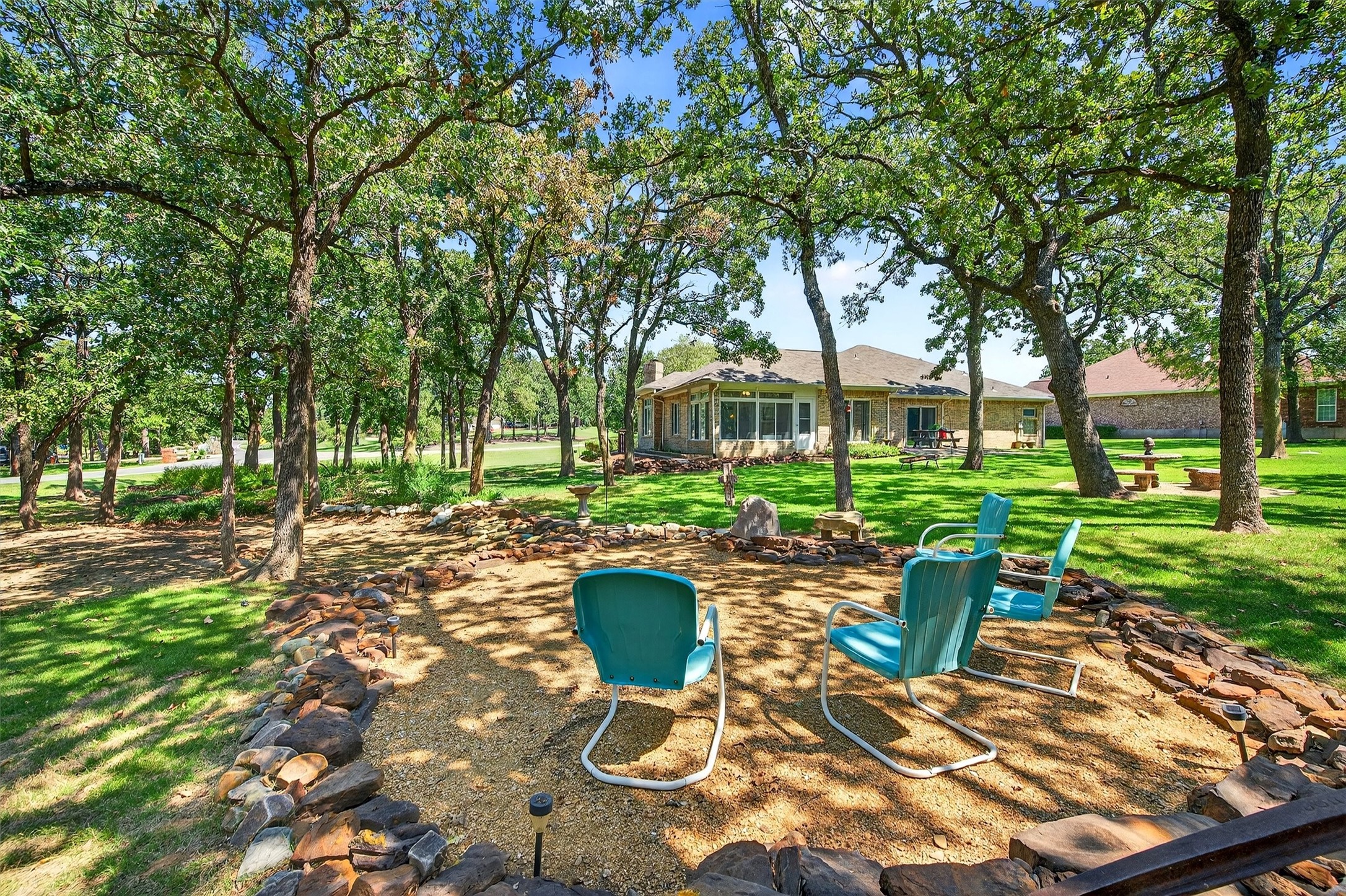115 E Kiowa Drive Lake Kiowa TX 76240