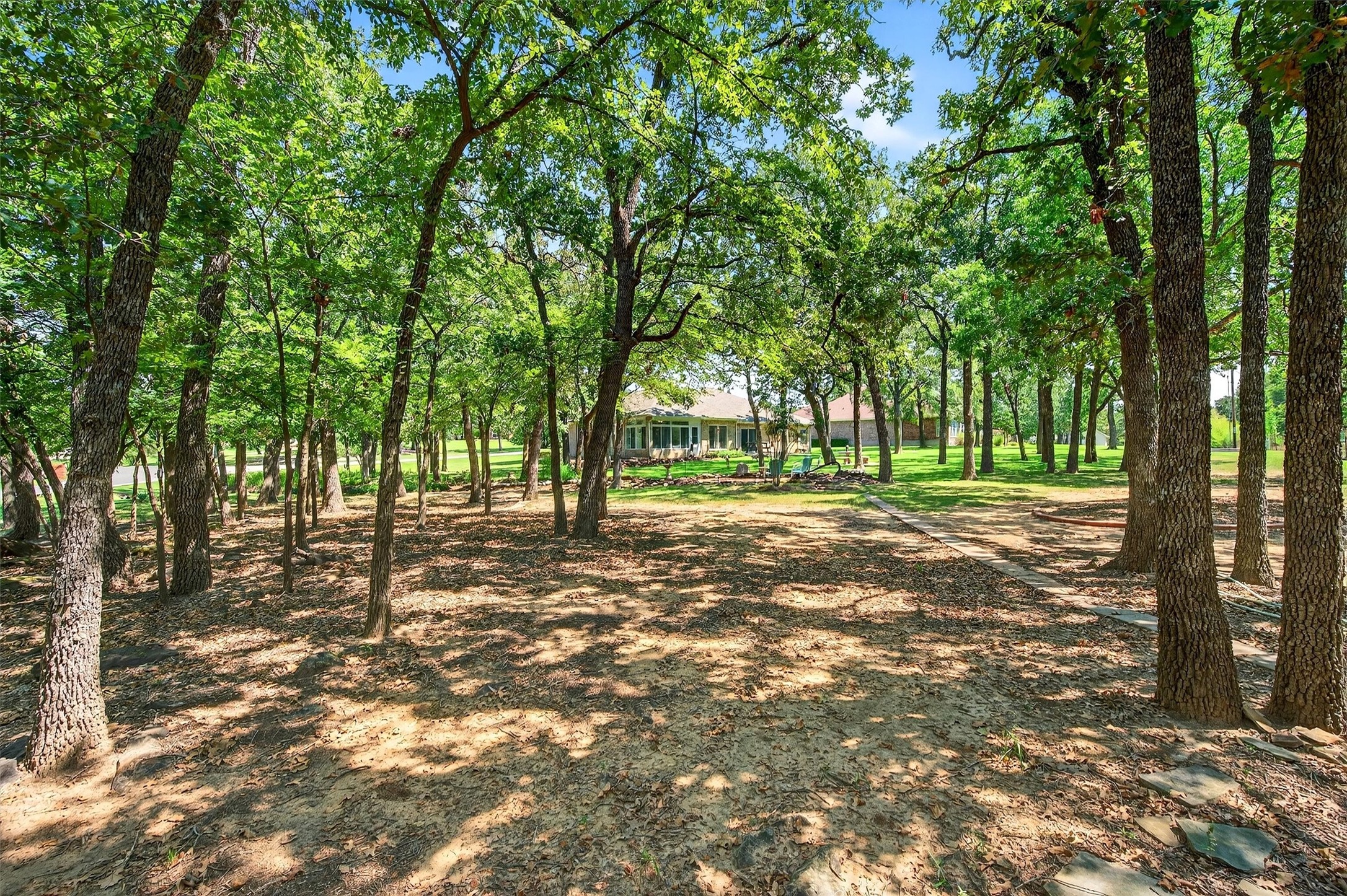 115 E Kiowa Drive Lake Kiowa TX 76240
