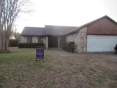 501 Carl C Senter Street Forney TX 75126