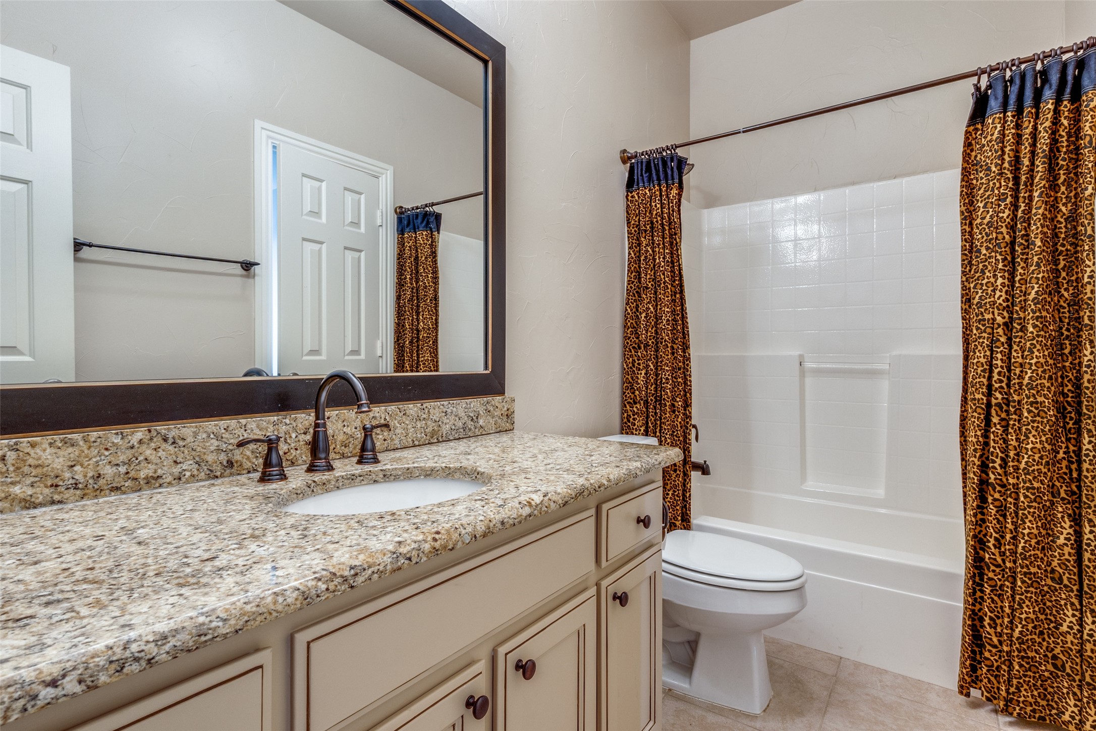 3840 Granbury Drive Dallas TX 75287