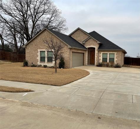 555 Chandler Court Pilot Point TX 76258