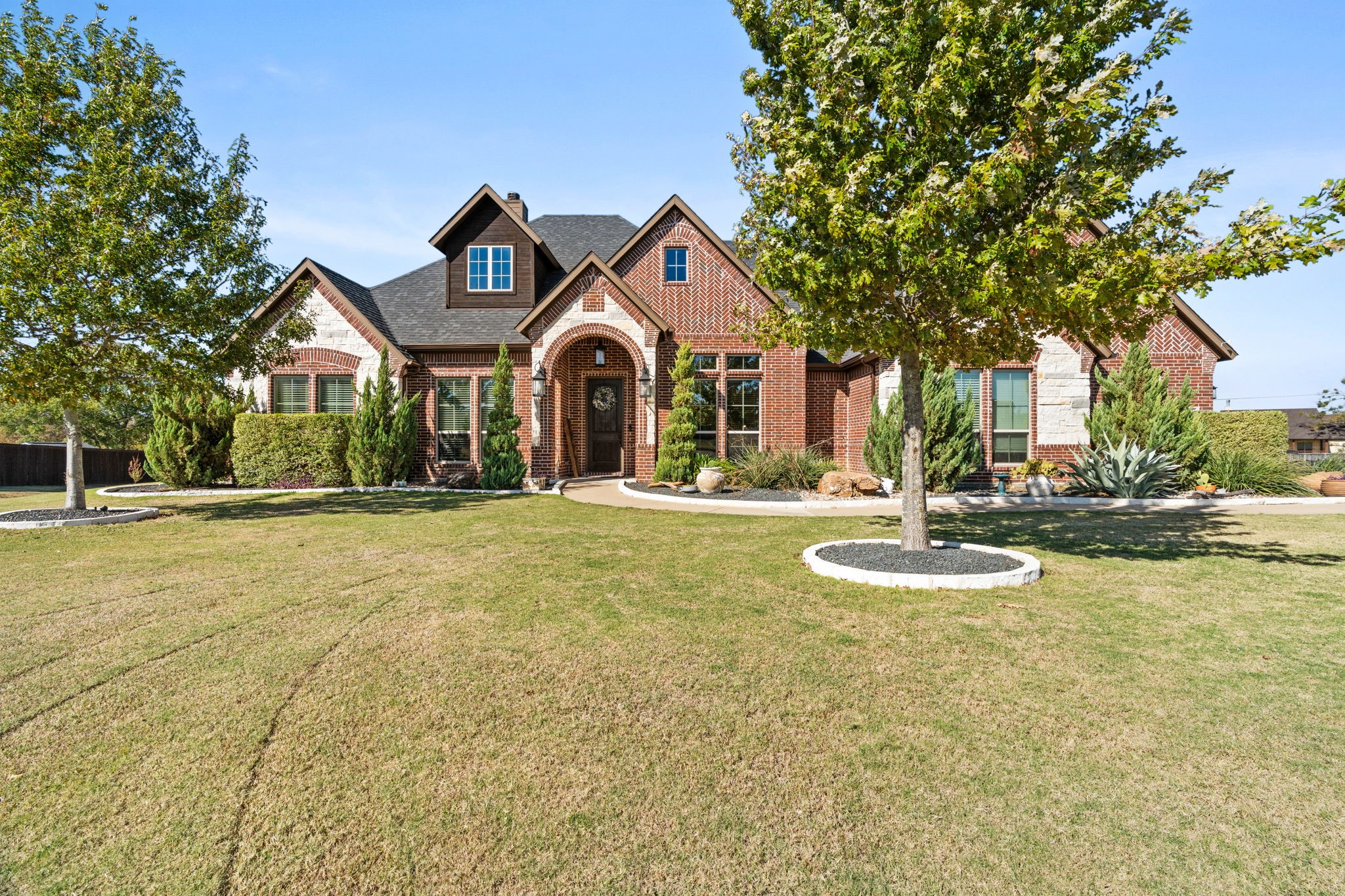 7411 Chambers Bay Circle Waxahachie TX 75167