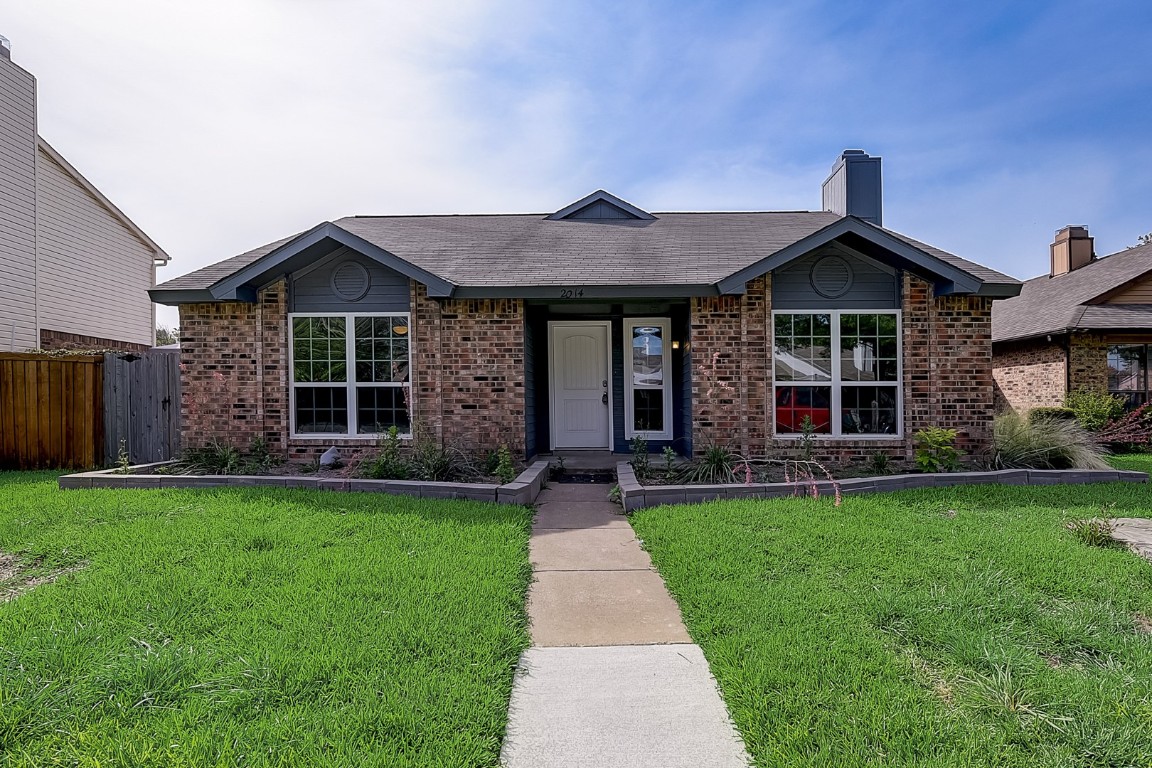 2014 Valley Creek Drive Garland TX 75040