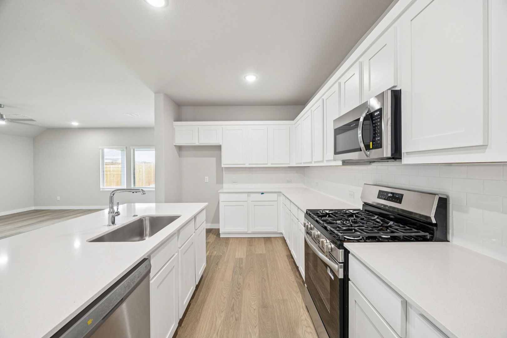 2129 Derby Drive Seagoville TX 75159