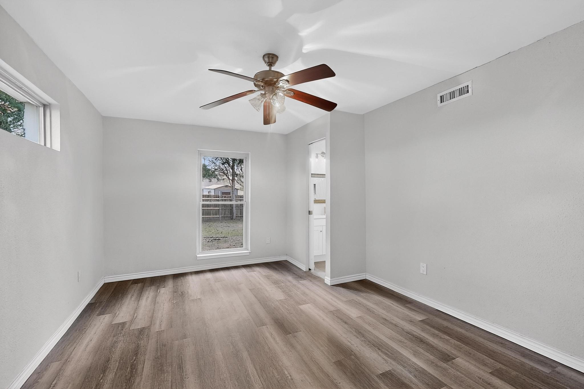 5516 Laredo Lane Garland TX 75043