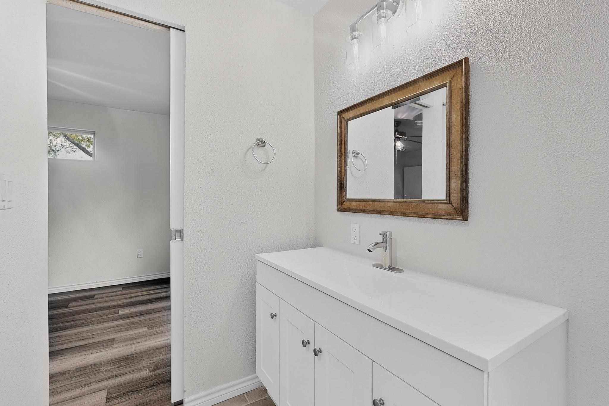 5516 Laredo Lane Garland TX 75043