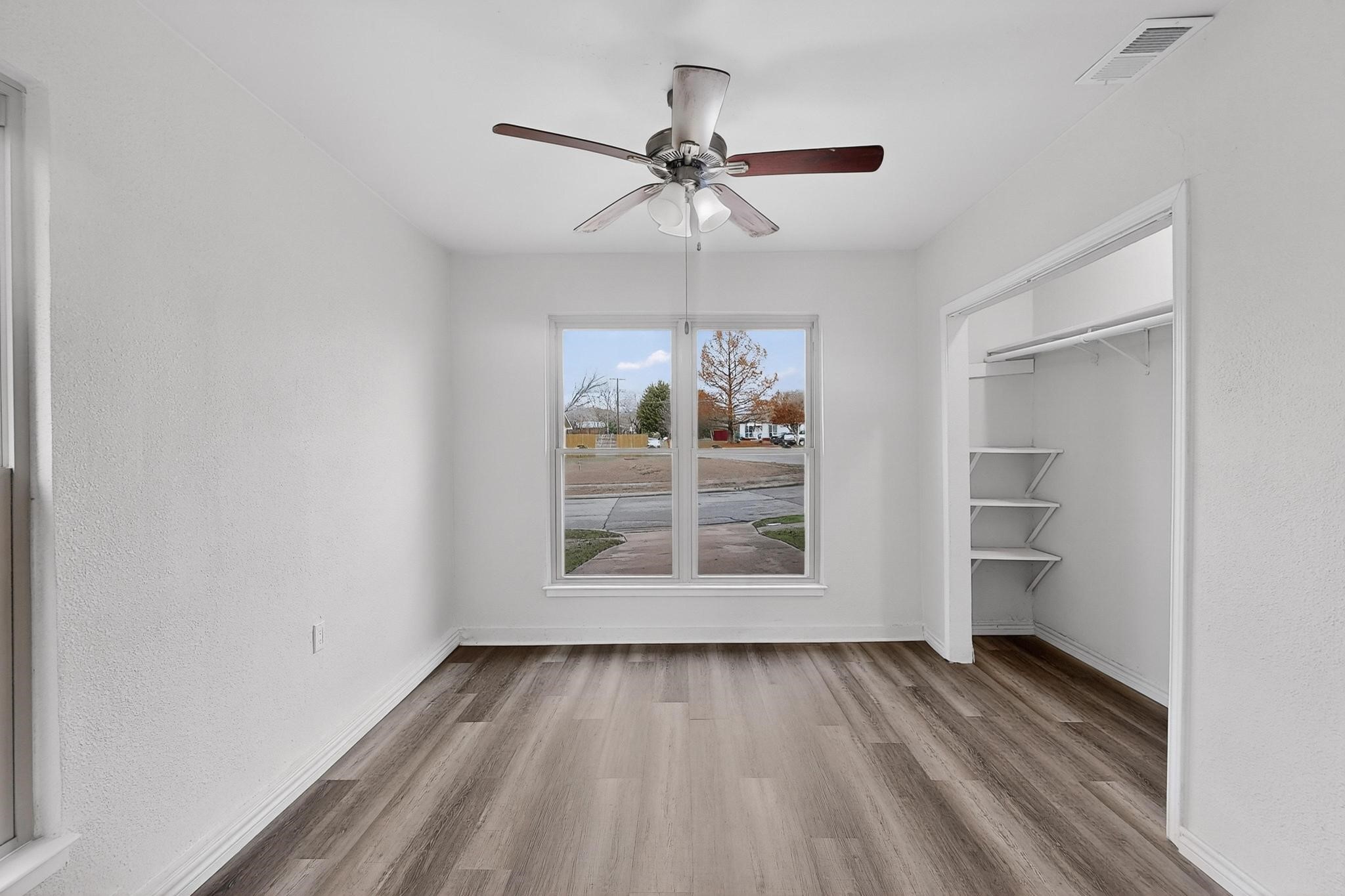 5516 Laredo Lane Garland TX 75043