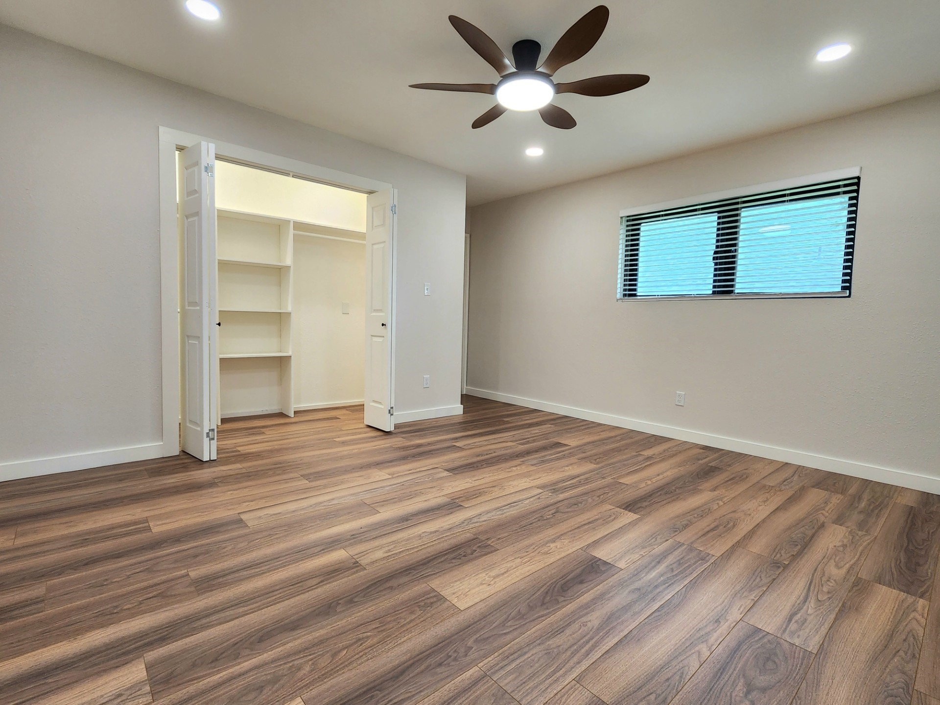 124 Sequoya Drive E Lake Kiowa TX 76240