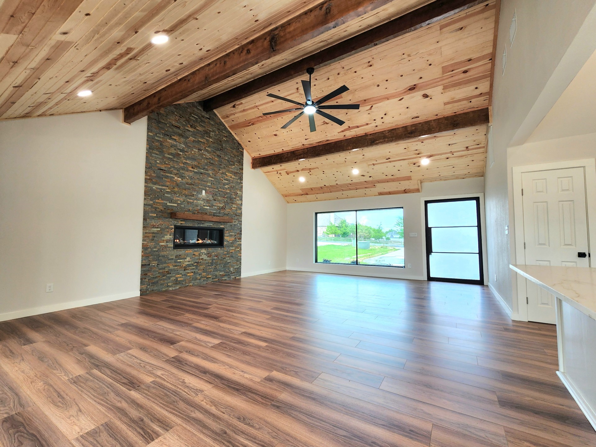 124 Sequoya Drive E Lake Kiowa TX 76240