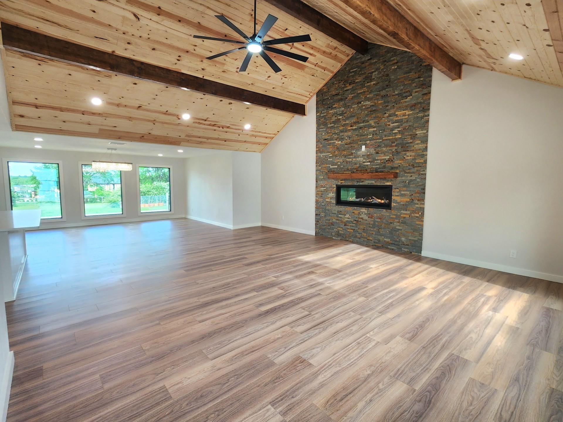 124 Sequoya Drive E Lake Kiowa TX 76240