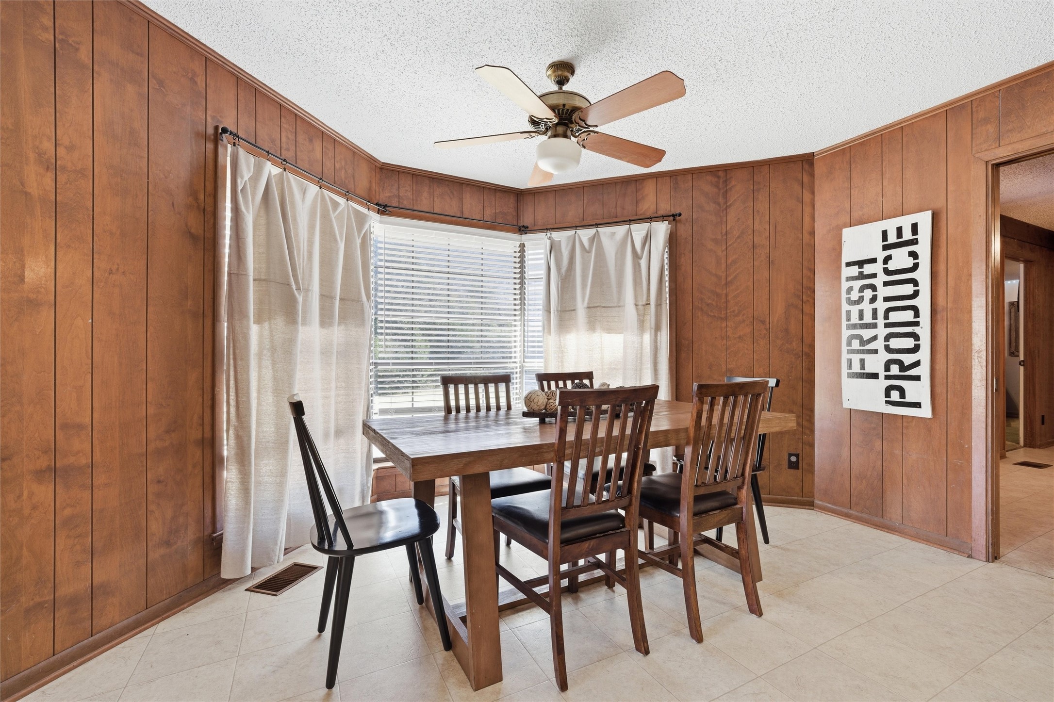 2210 White Street Clifton TX 76634