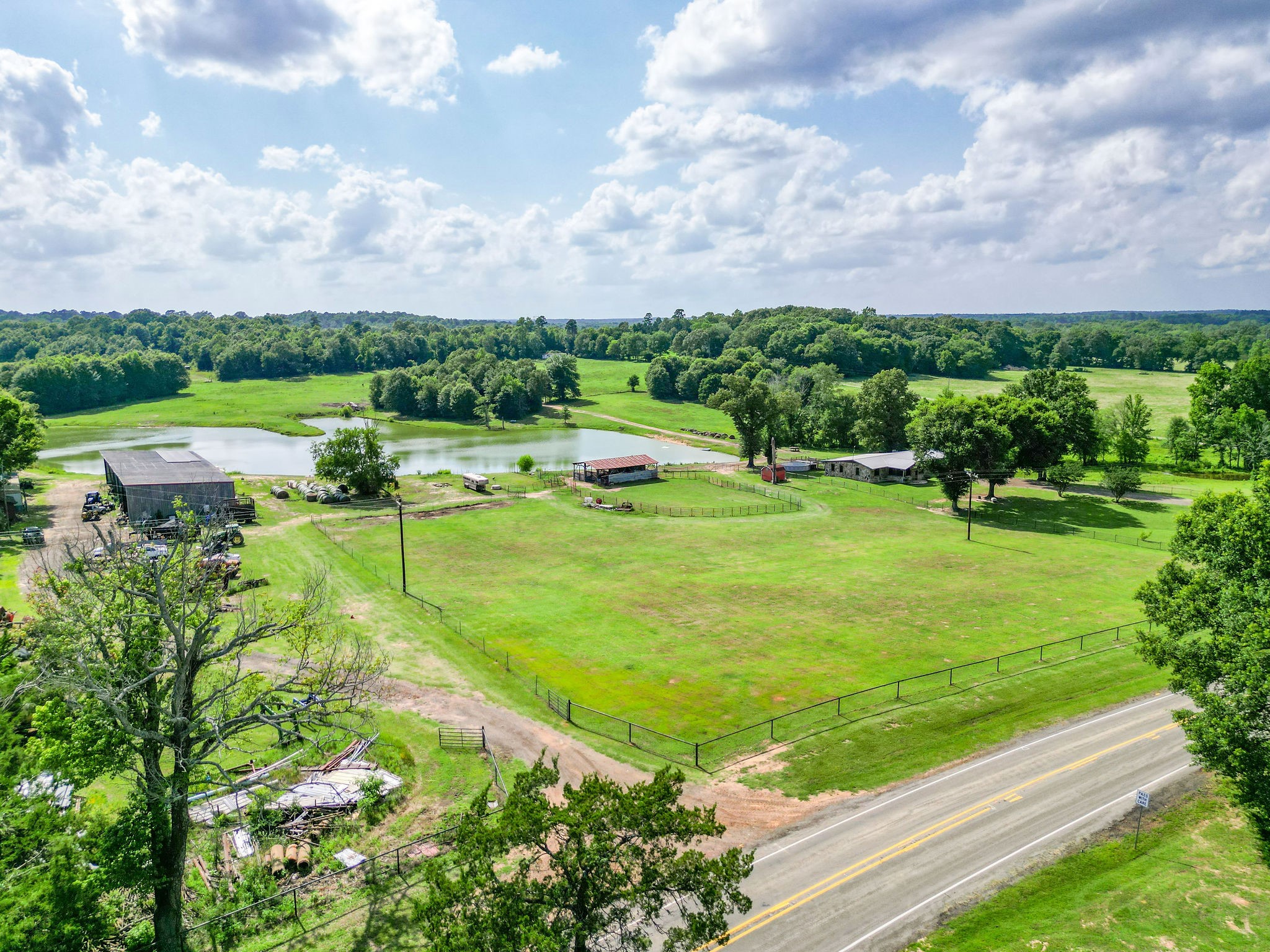 2711 Fm 250 N Hughes Springs TX 75656