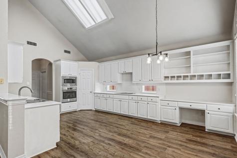 1610 Lakeland Park Drive Garland TX 75043