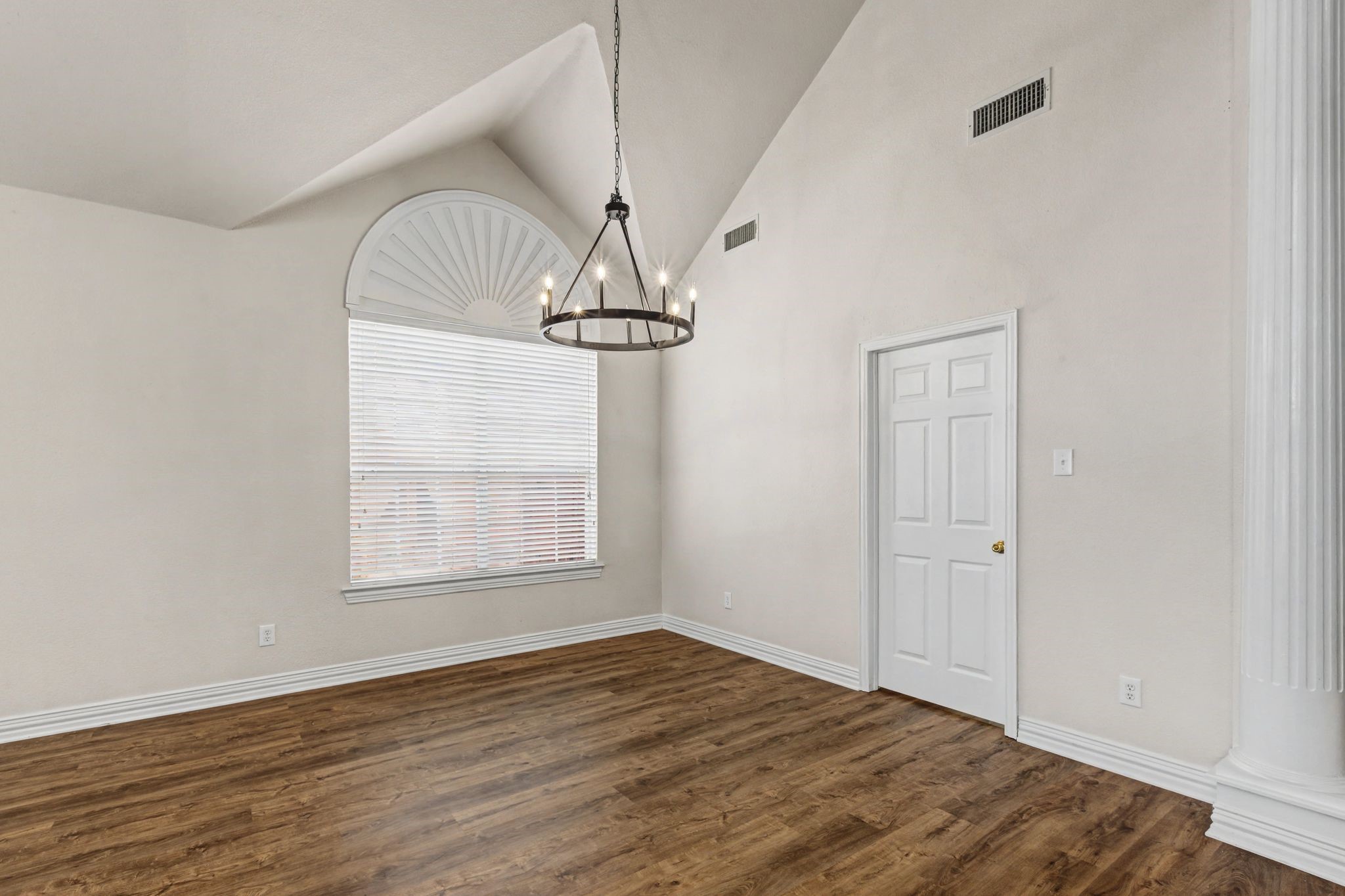 1610 Lakeland Park Drive Garland TX 75043